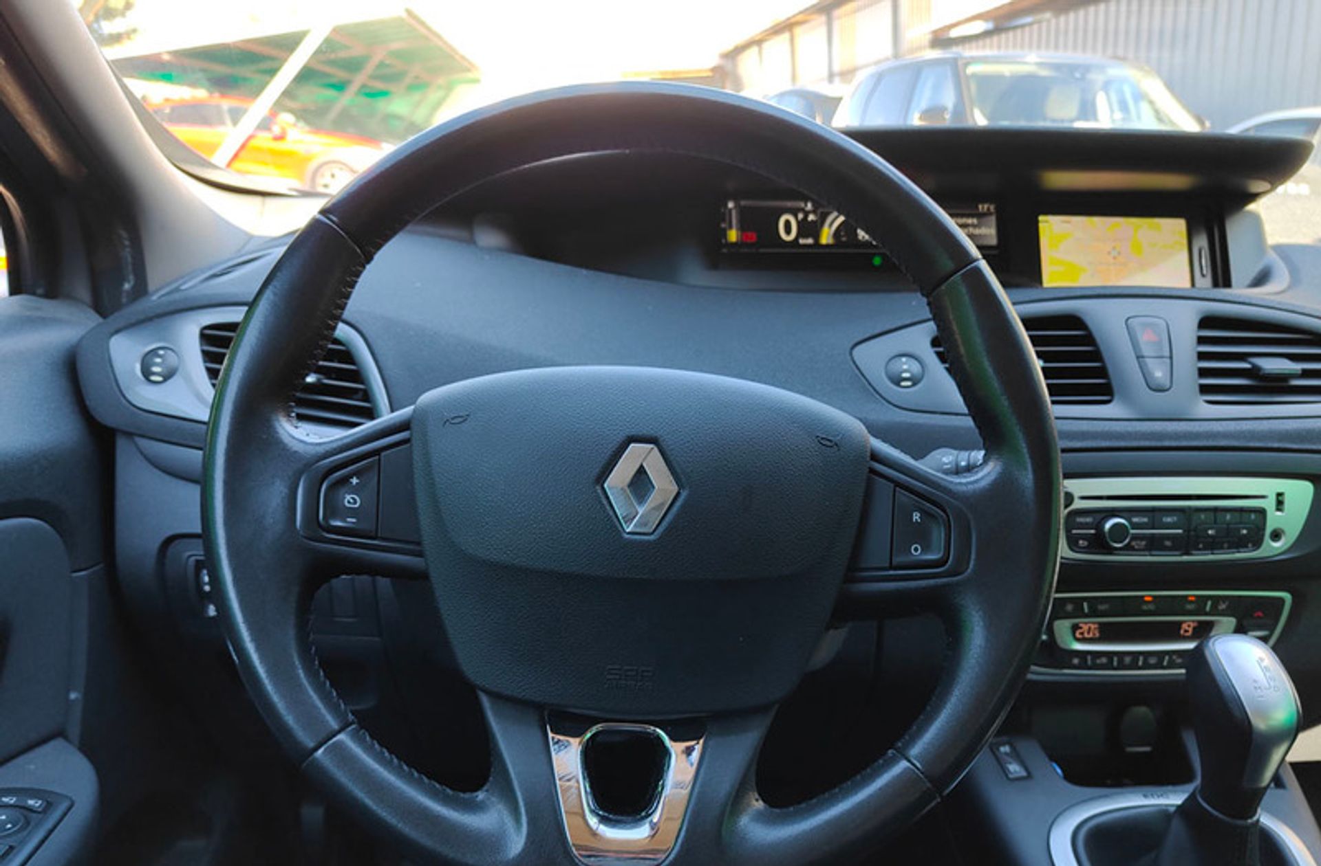 Renault Scénic Limited dCi EDC - foto 21