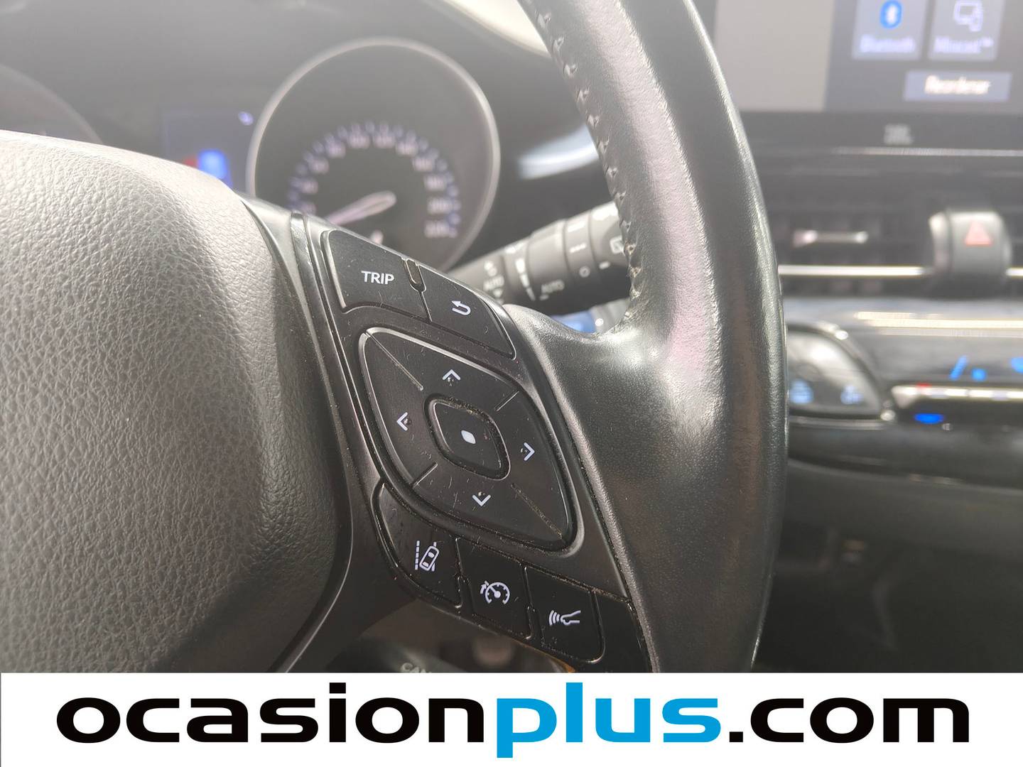 Acabados Toyota C-HR Toyota C-HR 180H Advance Luxury (184 CV)