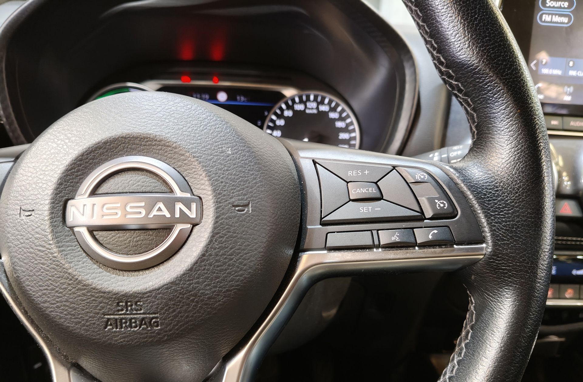 Nissan Juke Hybrid N-Design Black - foto 28