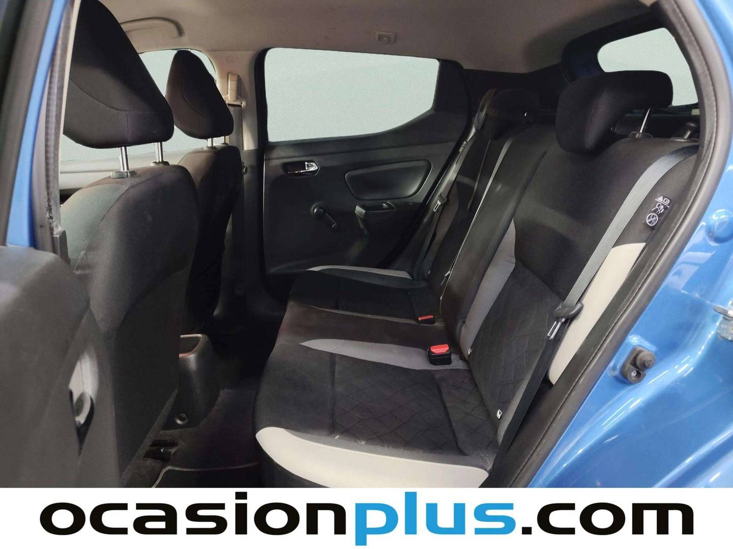 Foto asientos traseros Nissan Micra Nissan Micra 1.0 G Acenta (71 CV)
