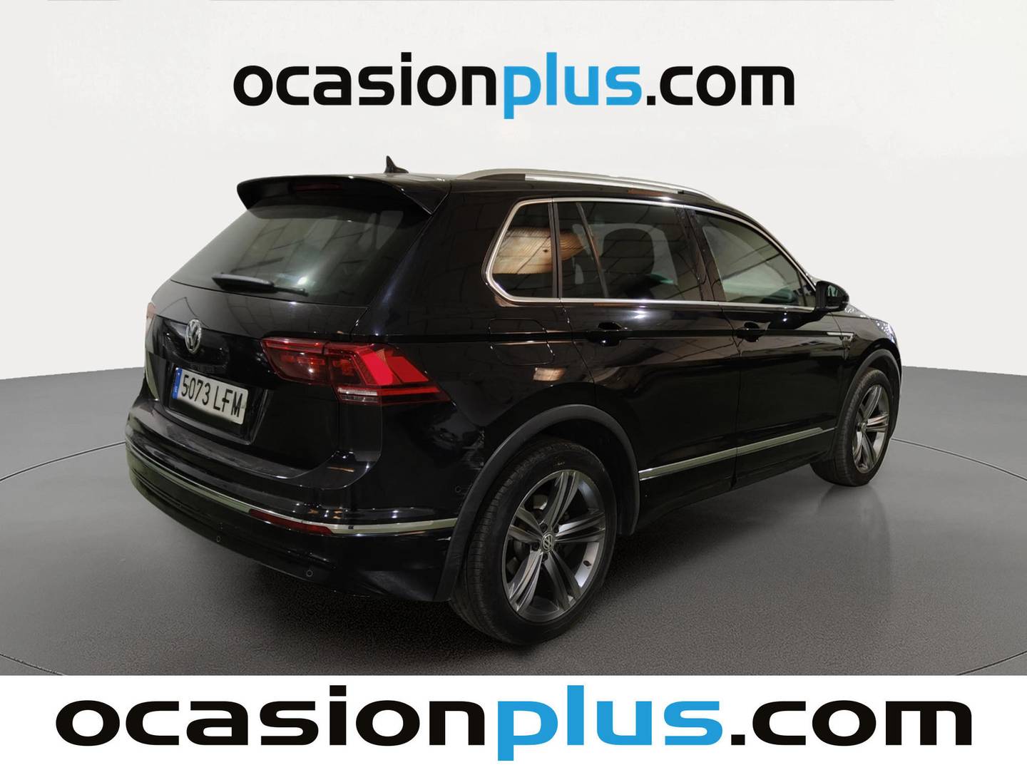Foto trasera Volkswagen Tiguan Volkswagen Tiguan Sport 2.0 TDI (150 CV) DSG Pack R-Line izquierda