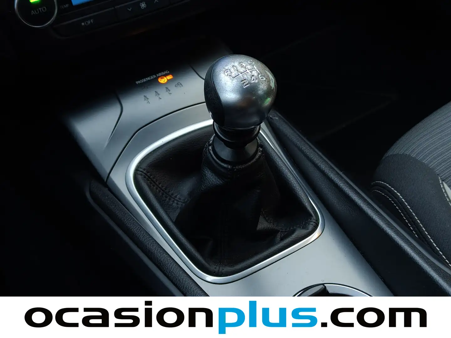 Foto Toyota Avensis Toyota Avensis 150D Advance (143 CV)