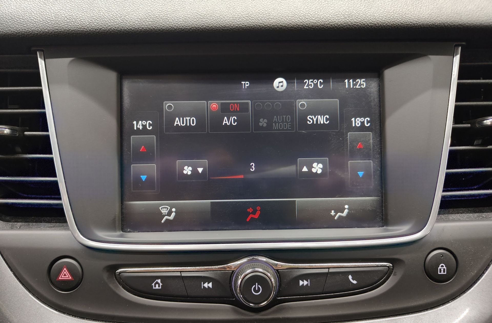 Opel Grandland 1.2 Turbo ecoTEC Excellence - foto 32
