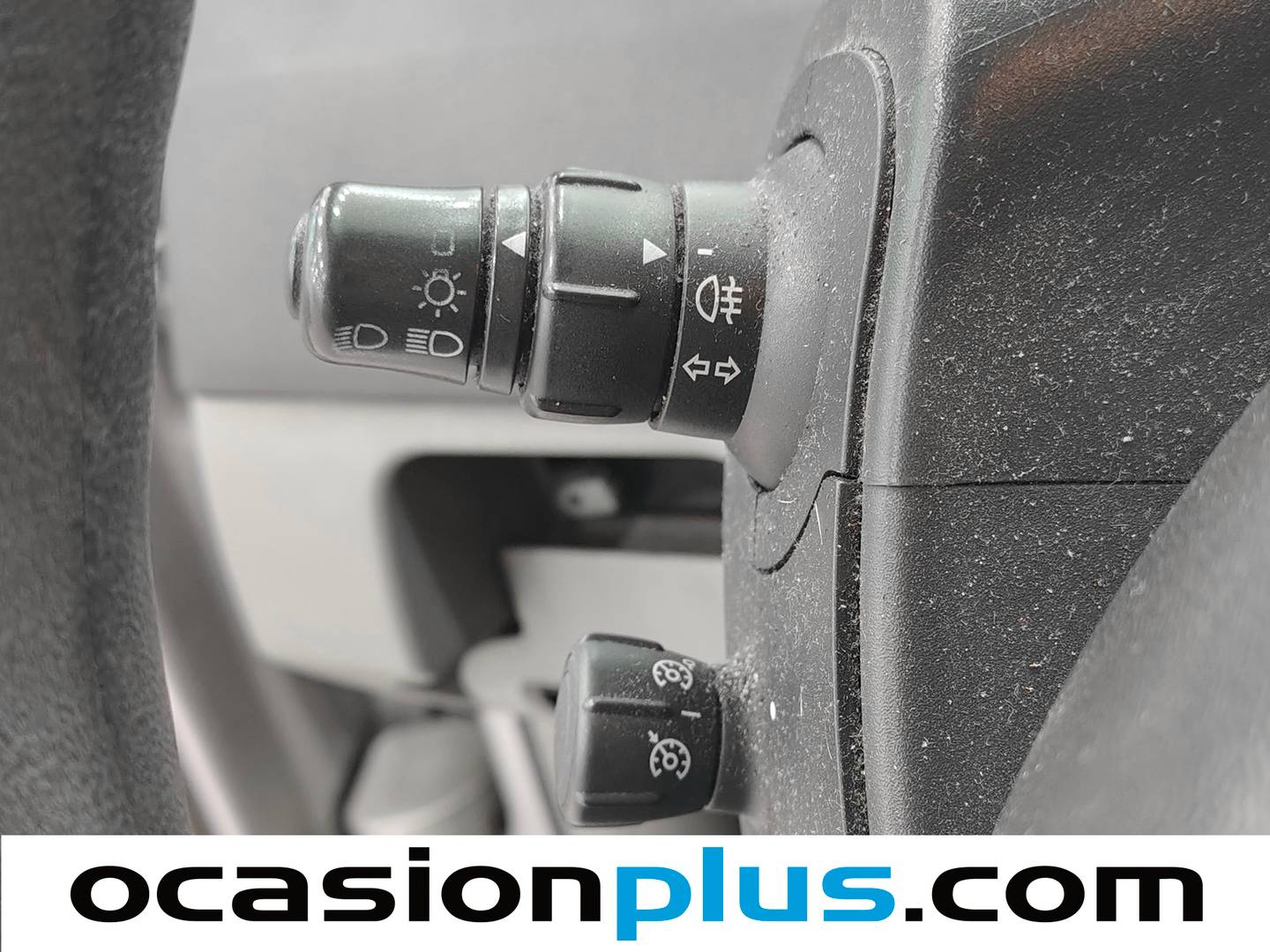 Extras y acabados del Renault Grand Scénic Renault Grand Scenic 1.5 dCi Emotion (105 CV) 7 Plazas