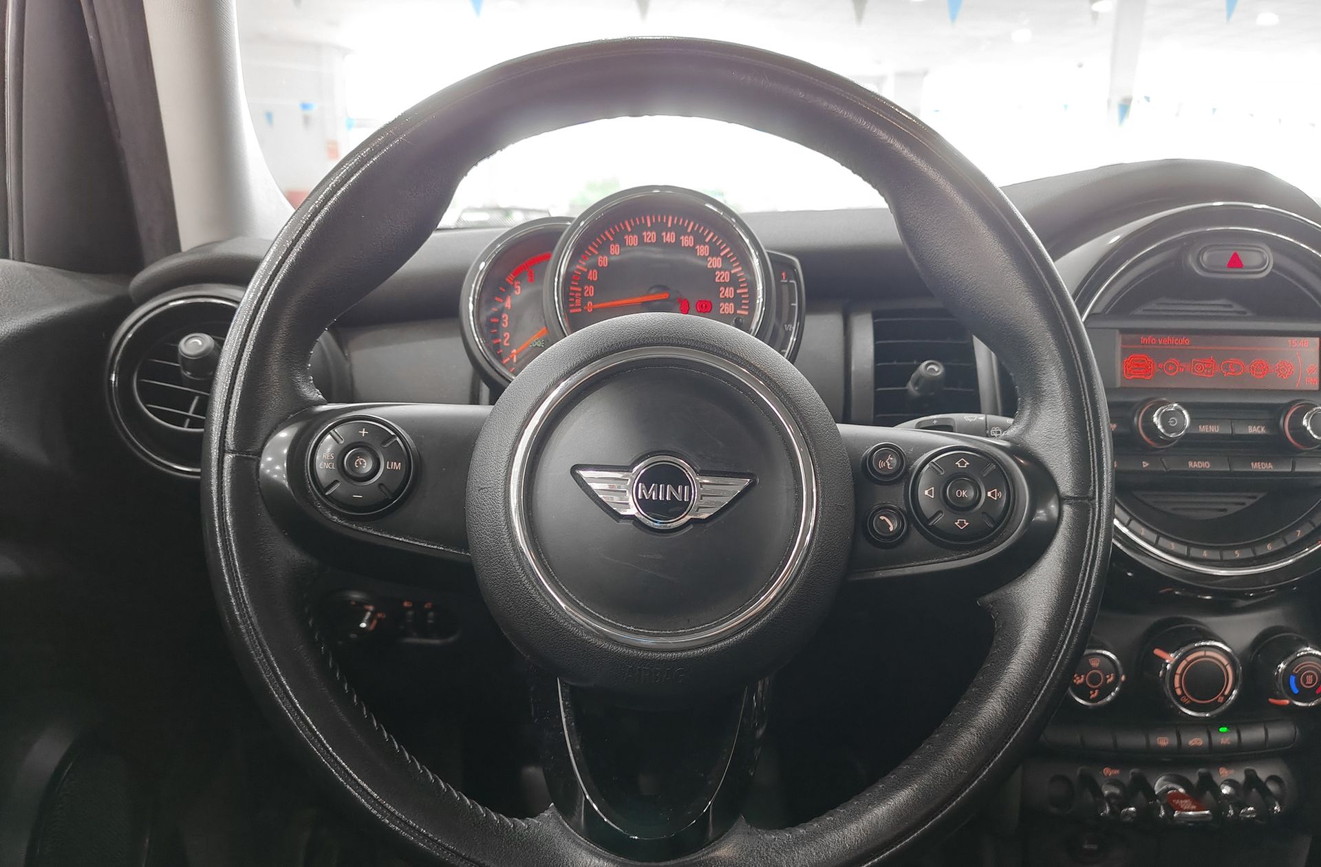 MINI Cooper One D - foto 20