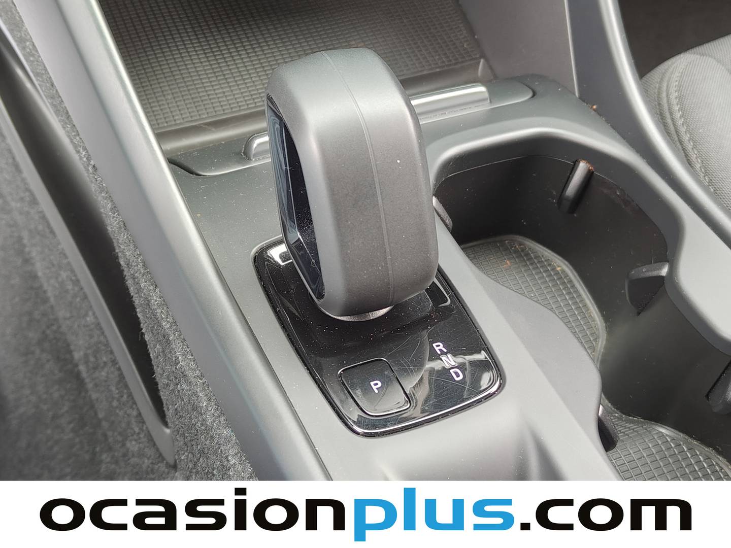 Volvo XC40 Volvo XC40 T3 Momentum Pro Auto (163 CV) de segunda mano