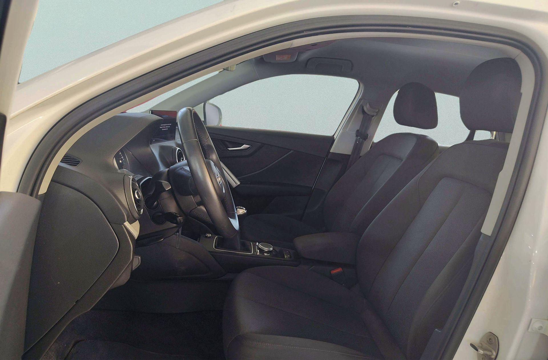 Audi Q2 Advanced 35 TFSI - foto 9
