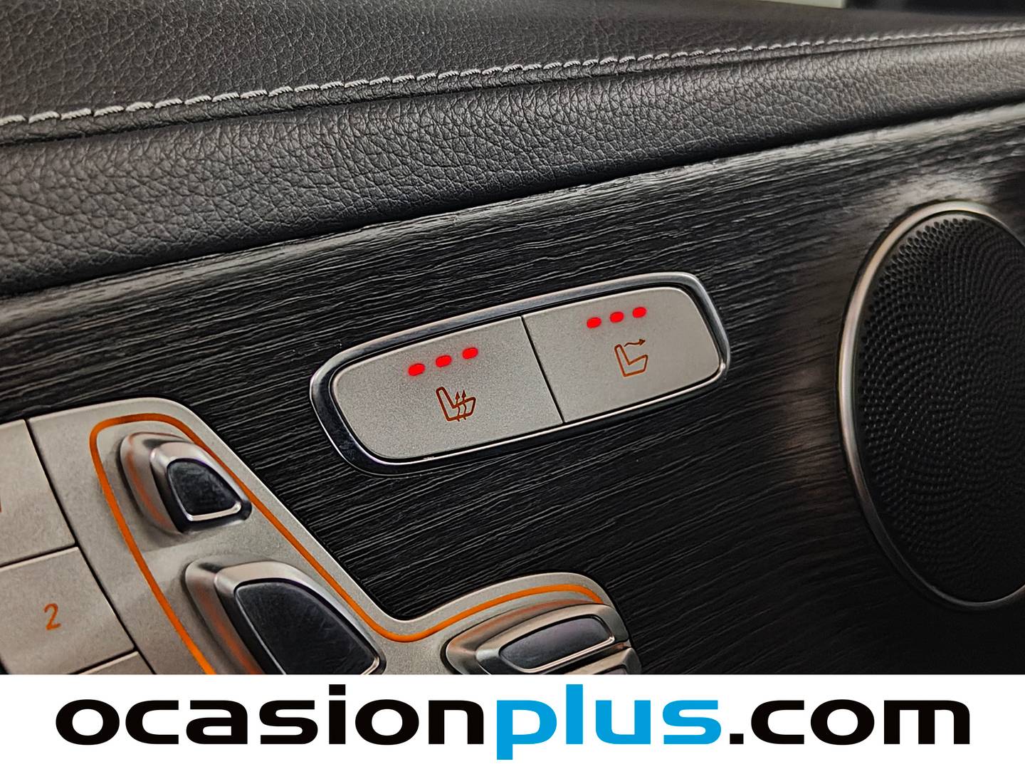Equipamiento del Mercedes Clase C Mercedes Clase C C Cabrio 300 (258 CV)