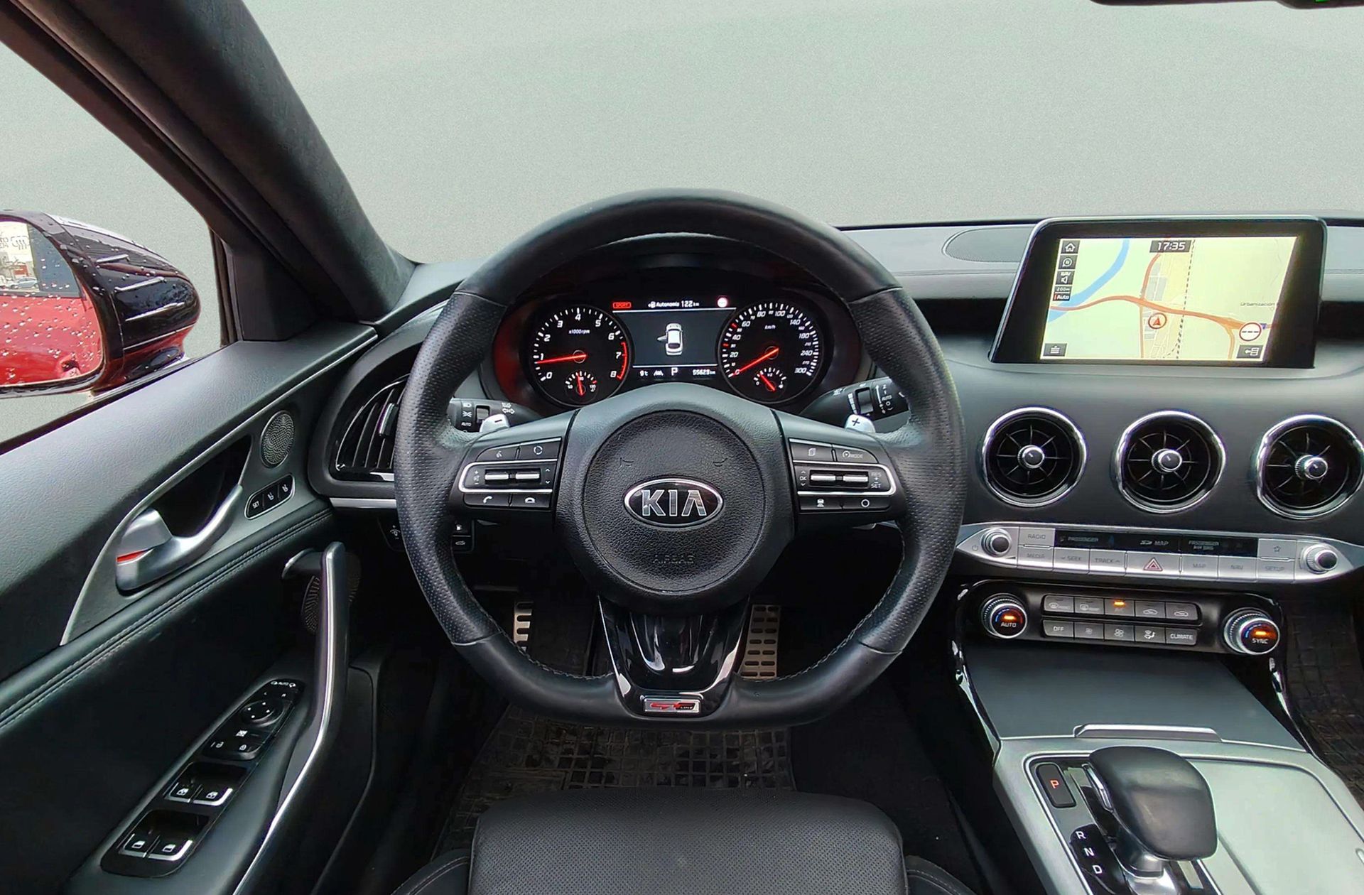 Kia Stinger 2.0 T-GDi GT Line 4x2 - foto 30
