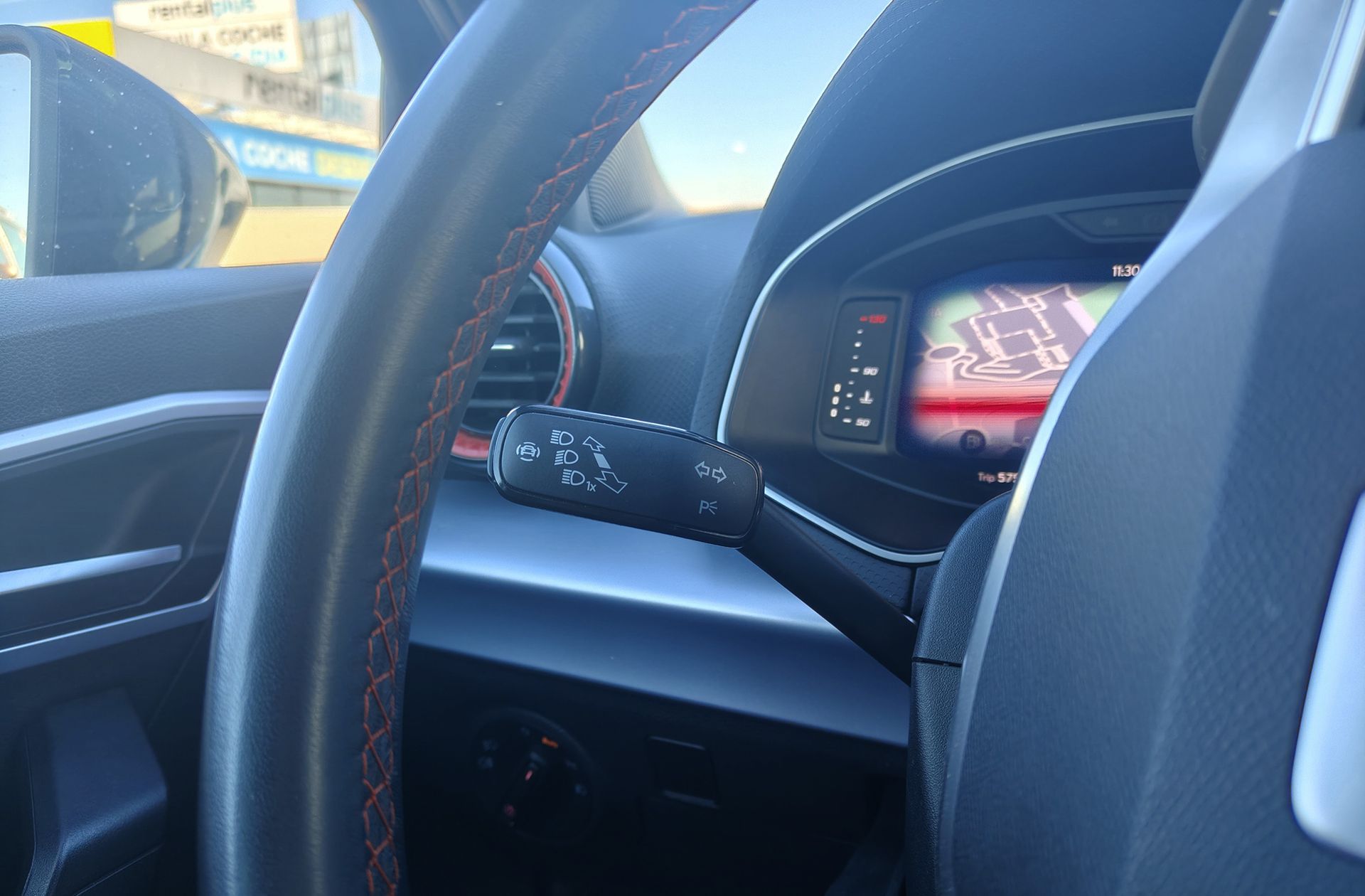 SEAT Arona 1.5 TSI FR XL DSG - foto 26