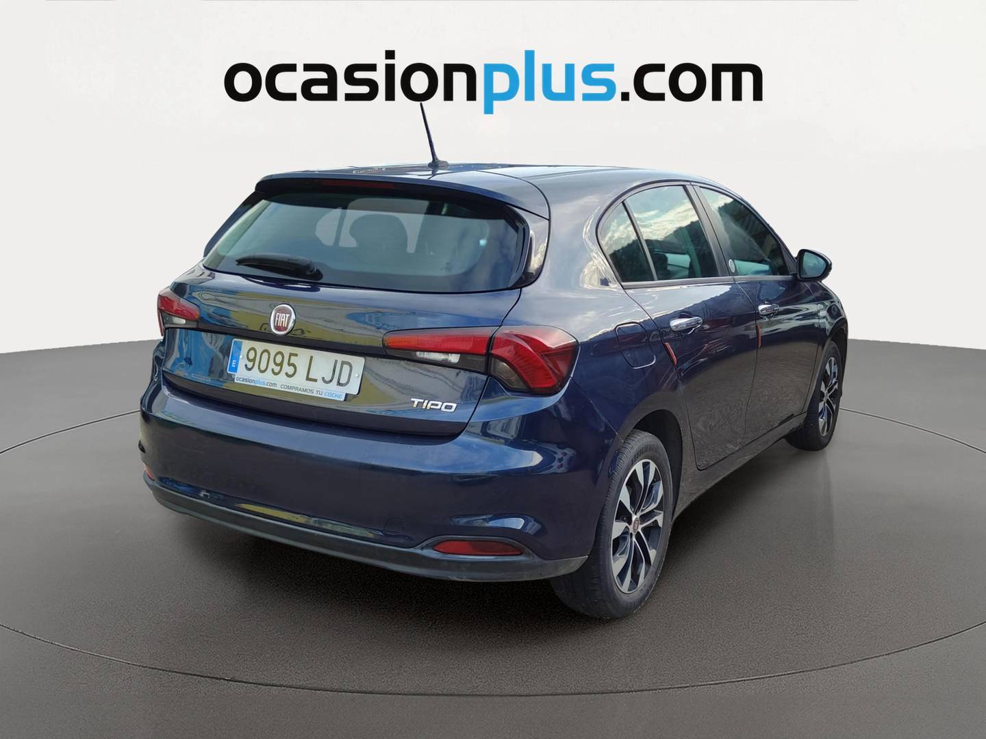 Foto trasera Fiat Tipo Fiat Tipo 1.3 Multijet Mirror (95 CV) derecha