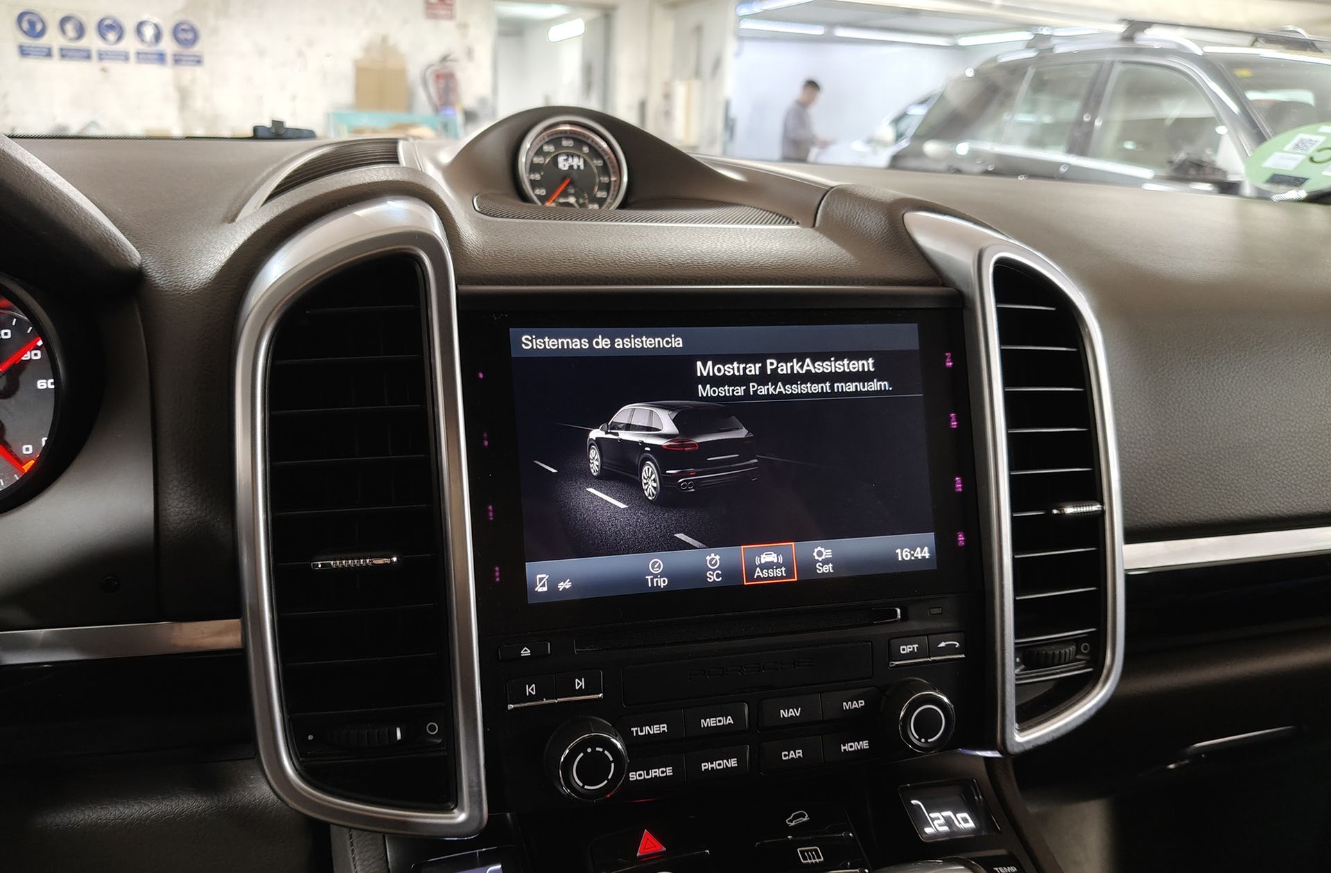 Porsche Cayenne S Platinum Edition - foto 44