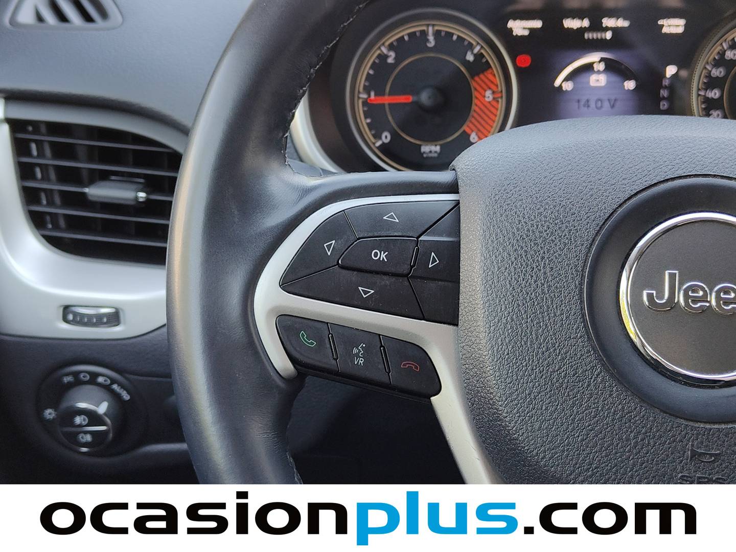 Foto Jeep Cherokee Jeep Cherokee 2.2 CRD Limited 4x4 Auto Act. D.I  (200 CV)