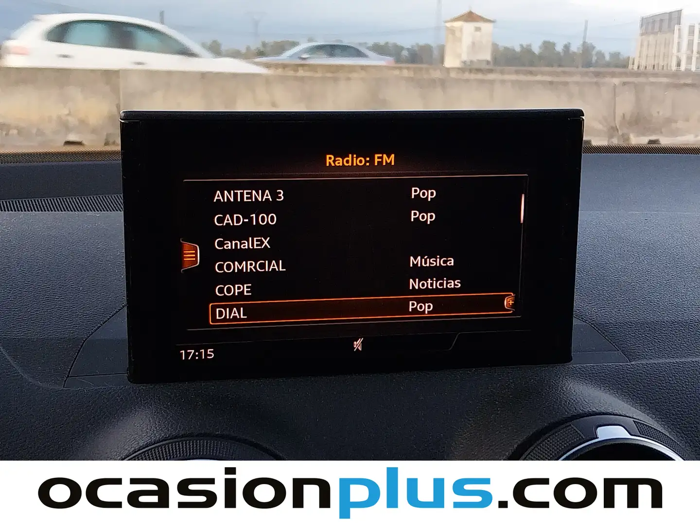 Foto Audi Q2 Audi Q2 design 30 TFSI (116 CV)