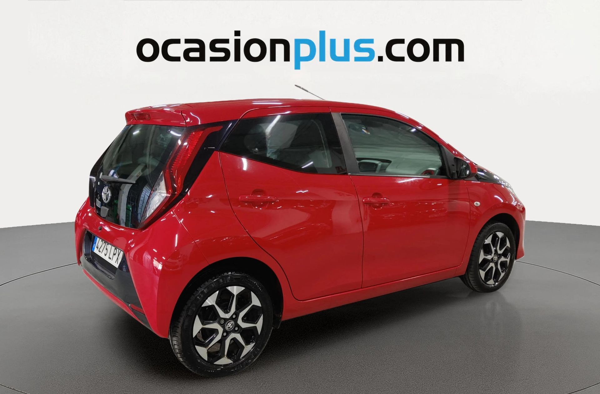 Toyota Aygo 1.0 70 x-play - foto 4
