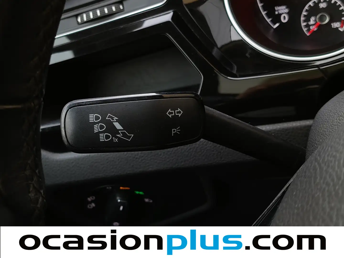 Foto Volkswagen Touran Volkswagen Touran Sport 1.6 TDI (115 CV) 7 Plazas