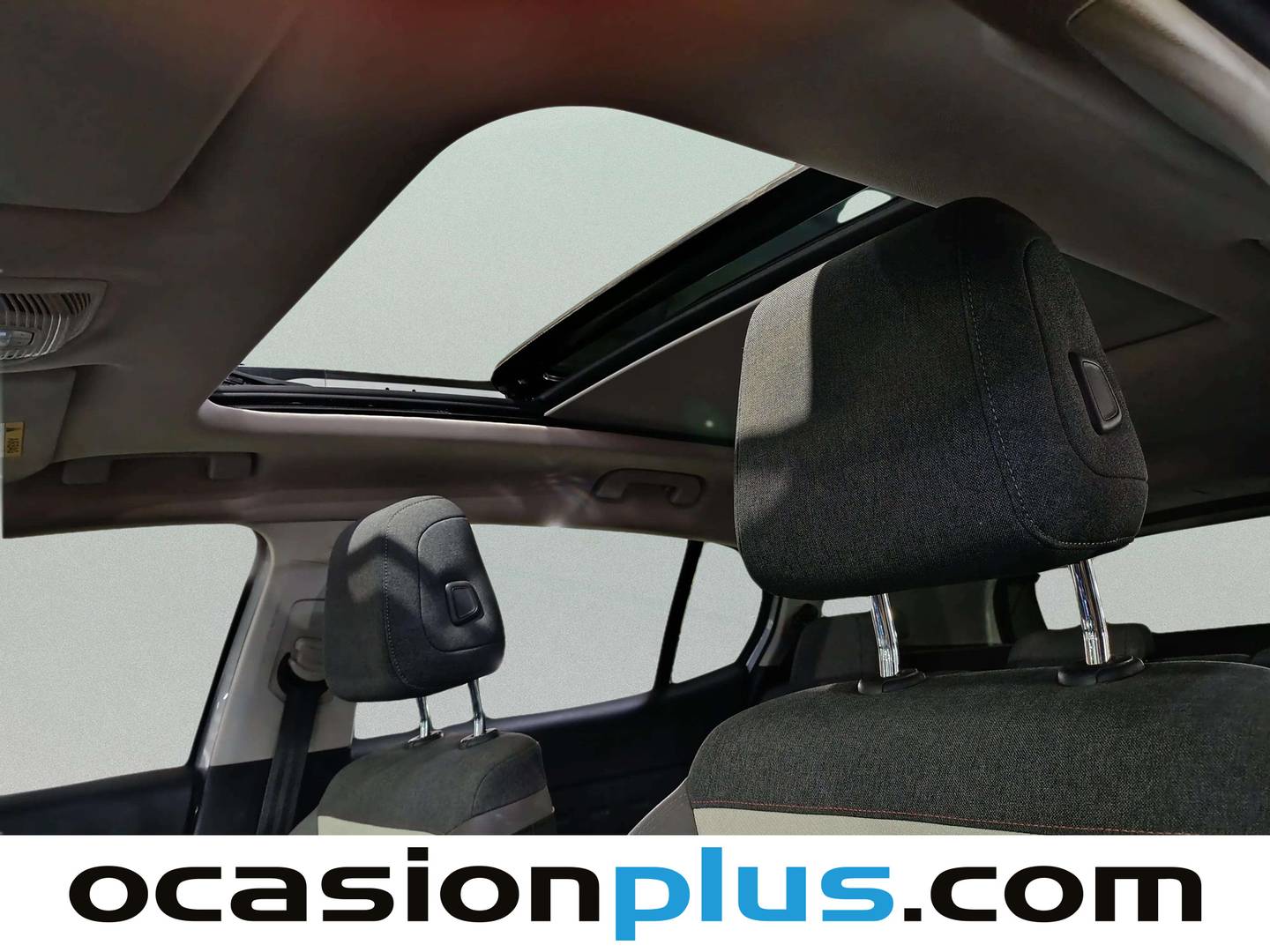 Extras y acabados del Citroën C5 Aircross Citroën C5 Aircross BlueHdi 130 S&S Feel  (131 CV)