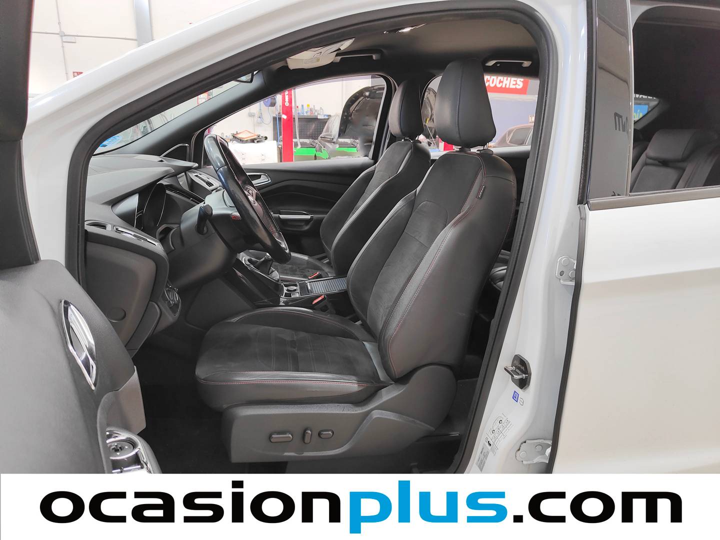 Foto asientos delanteros Ford Kuga Ford Kuga 1.5 EcoBoost ST-Line 4x2 (150 CV)