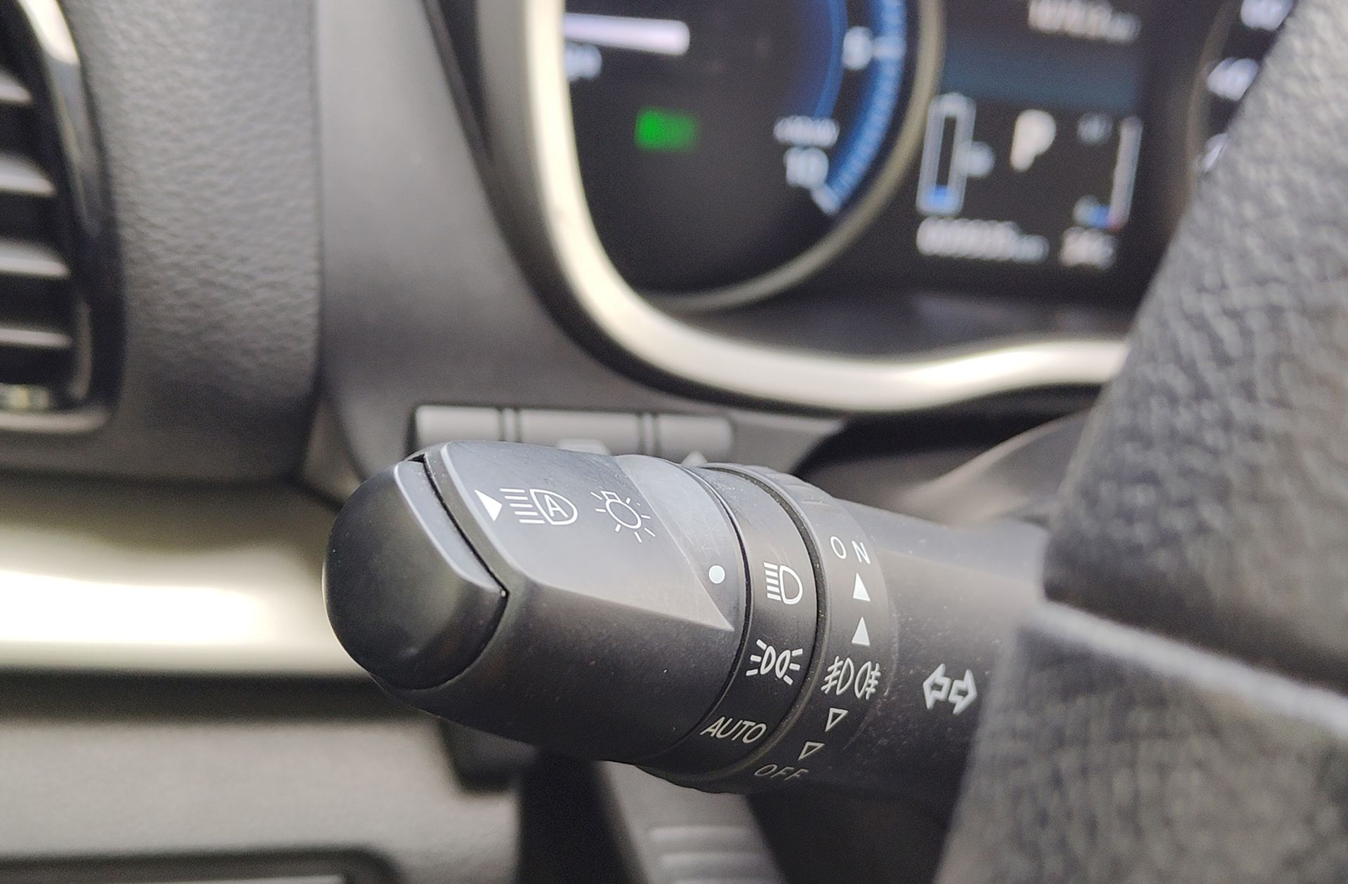 Mitsubishi Eclipse Cross 2.4 PHEV Kaiteki 4WD - foto 23
