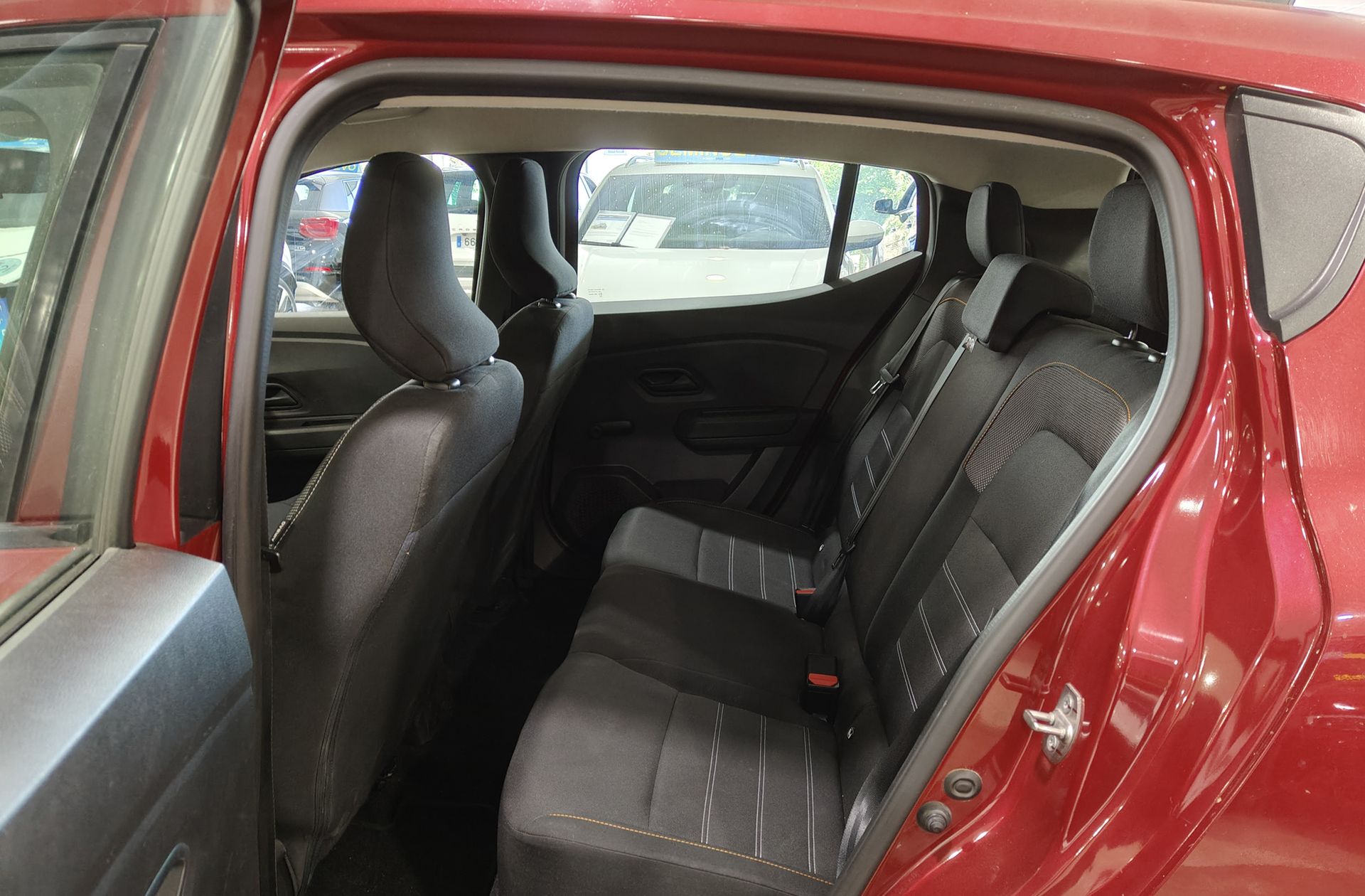 Dacia Sandero Stepway Essential TCe - foto 10