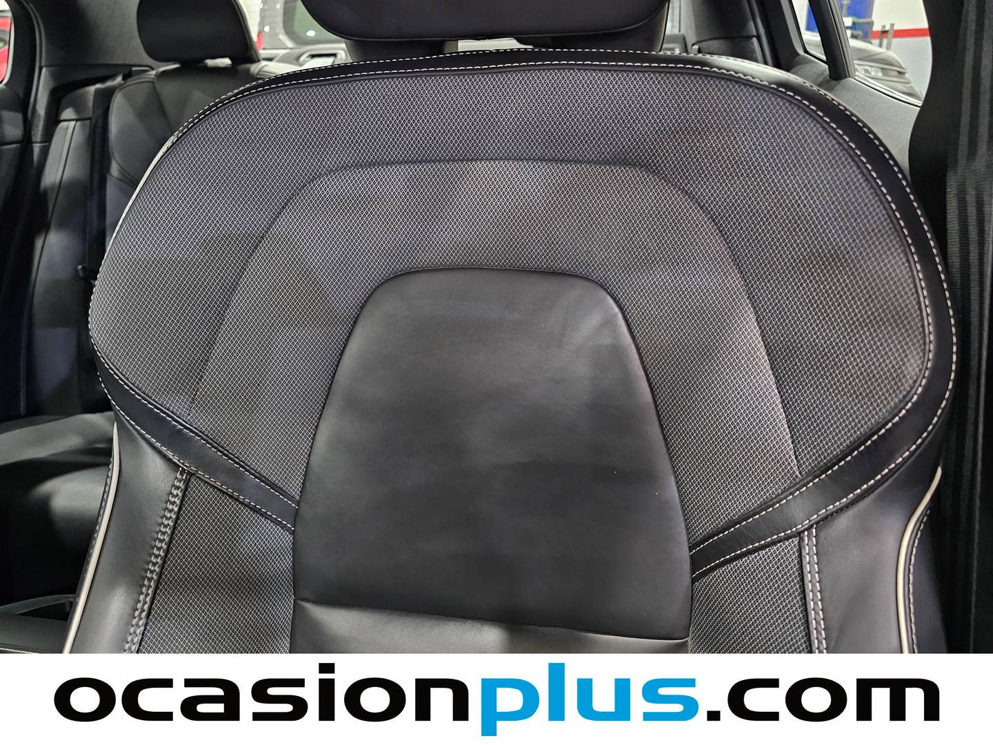 Extras y acabados del Volvo S60 Volvo S60 T5 R-Design Auto (250 CV)