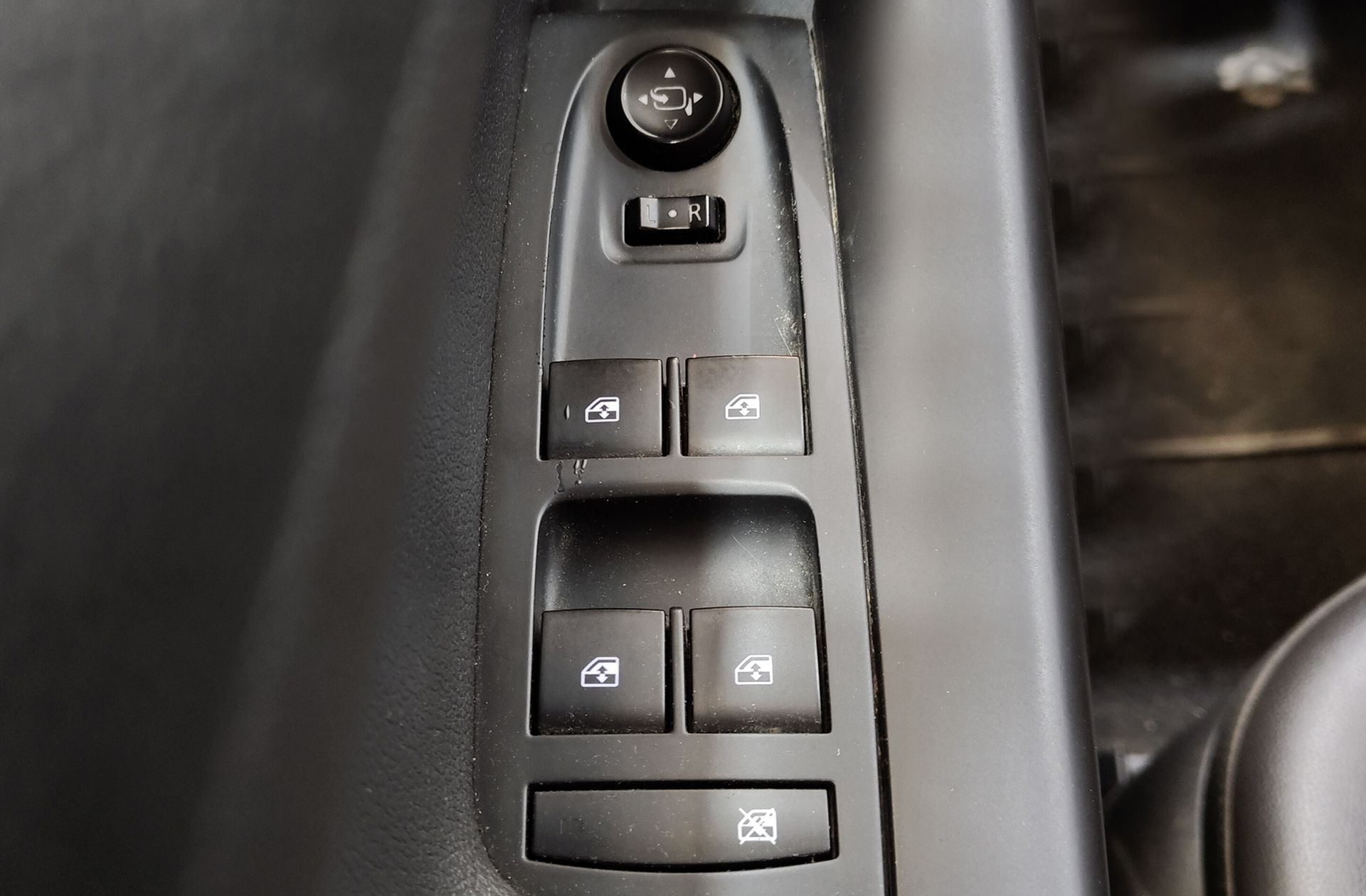 Opel Astra 1.6 CDTI Excellence - foto 28