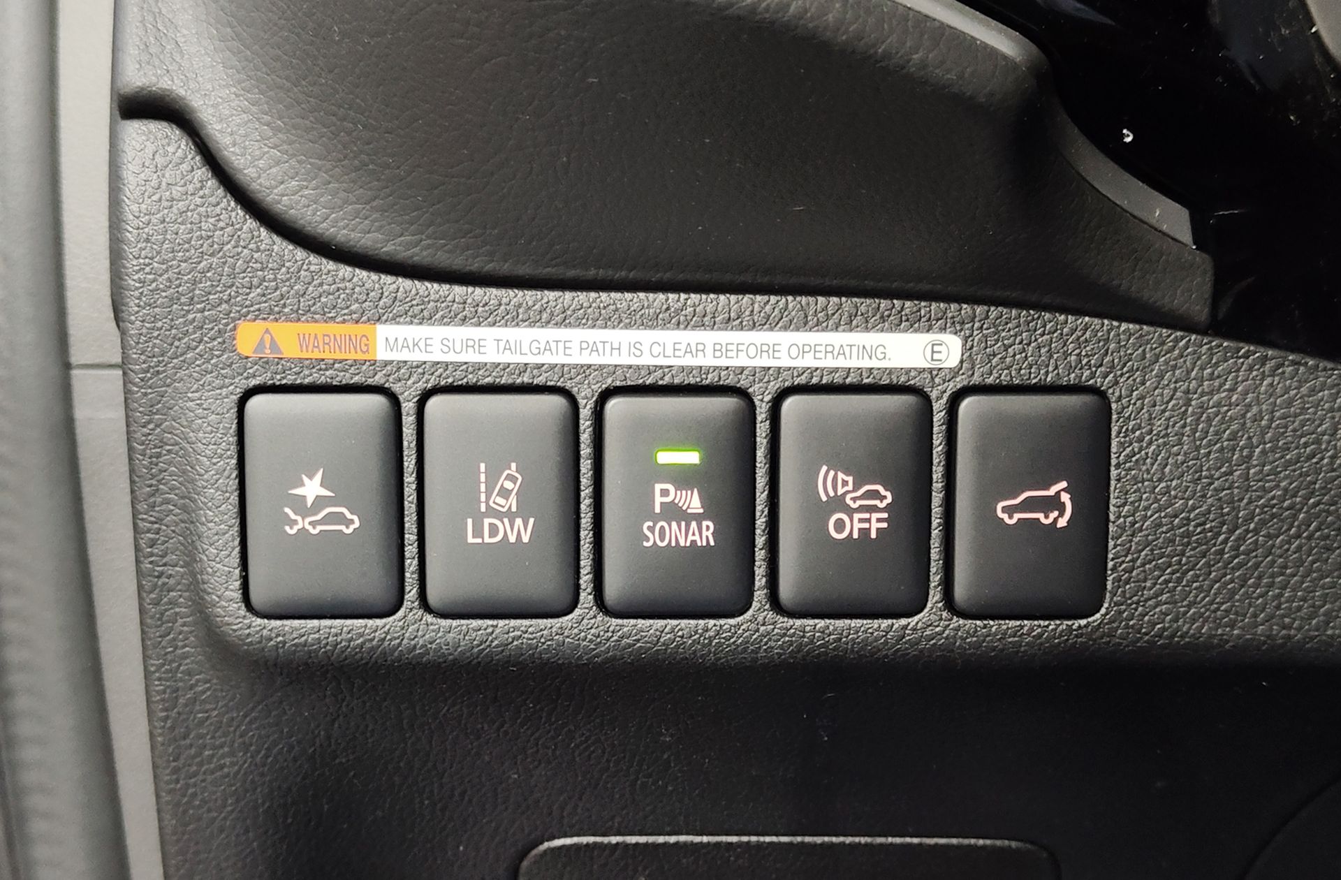 Mitsubishi Outlander 2.0 PHEV Kaiteki 4WD - foto 34