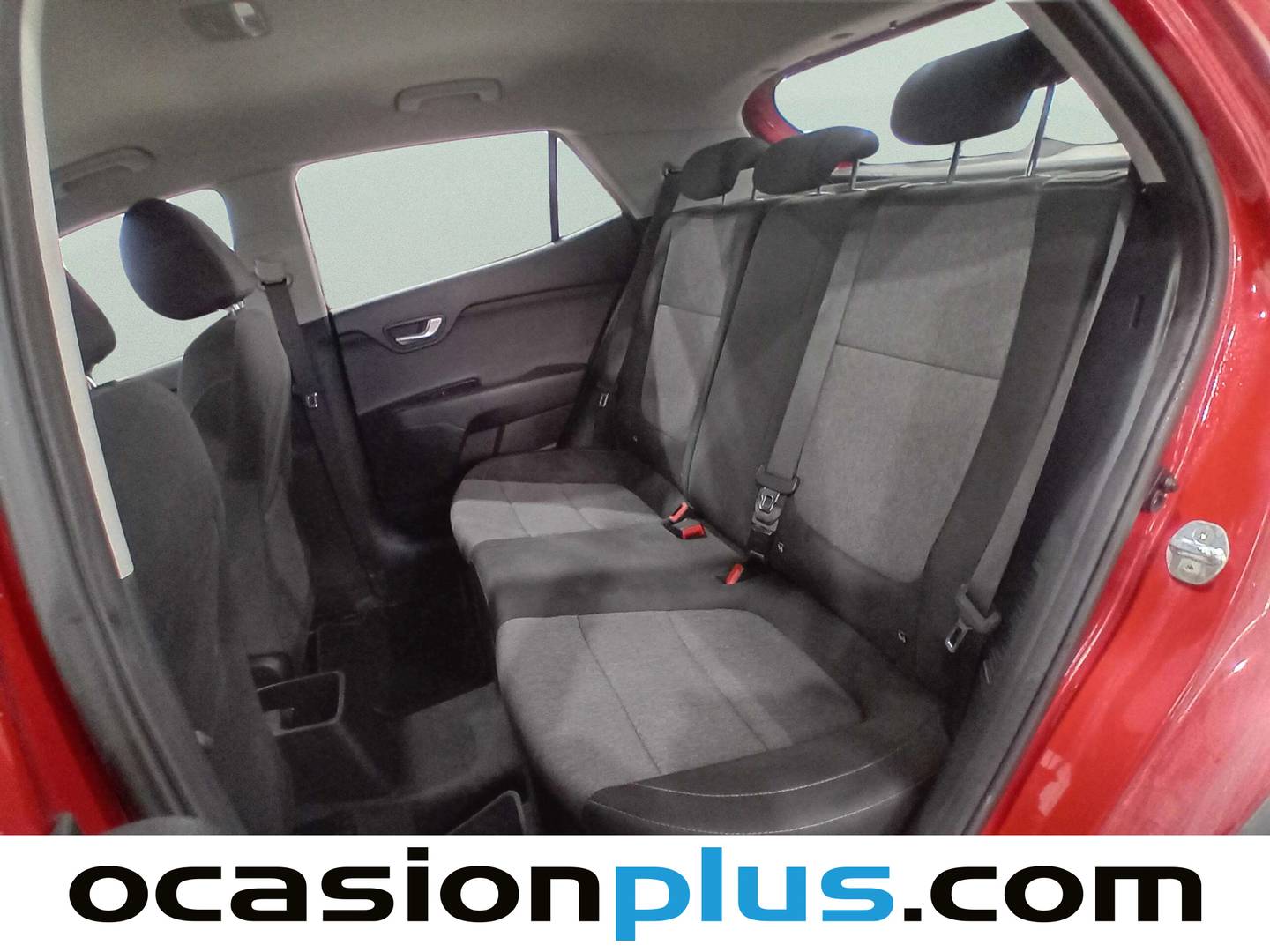 Foto asientos traseros KIA Stonic KIA Stonic 1.0 T-GDi MHEV Concept Plus (100 CV)