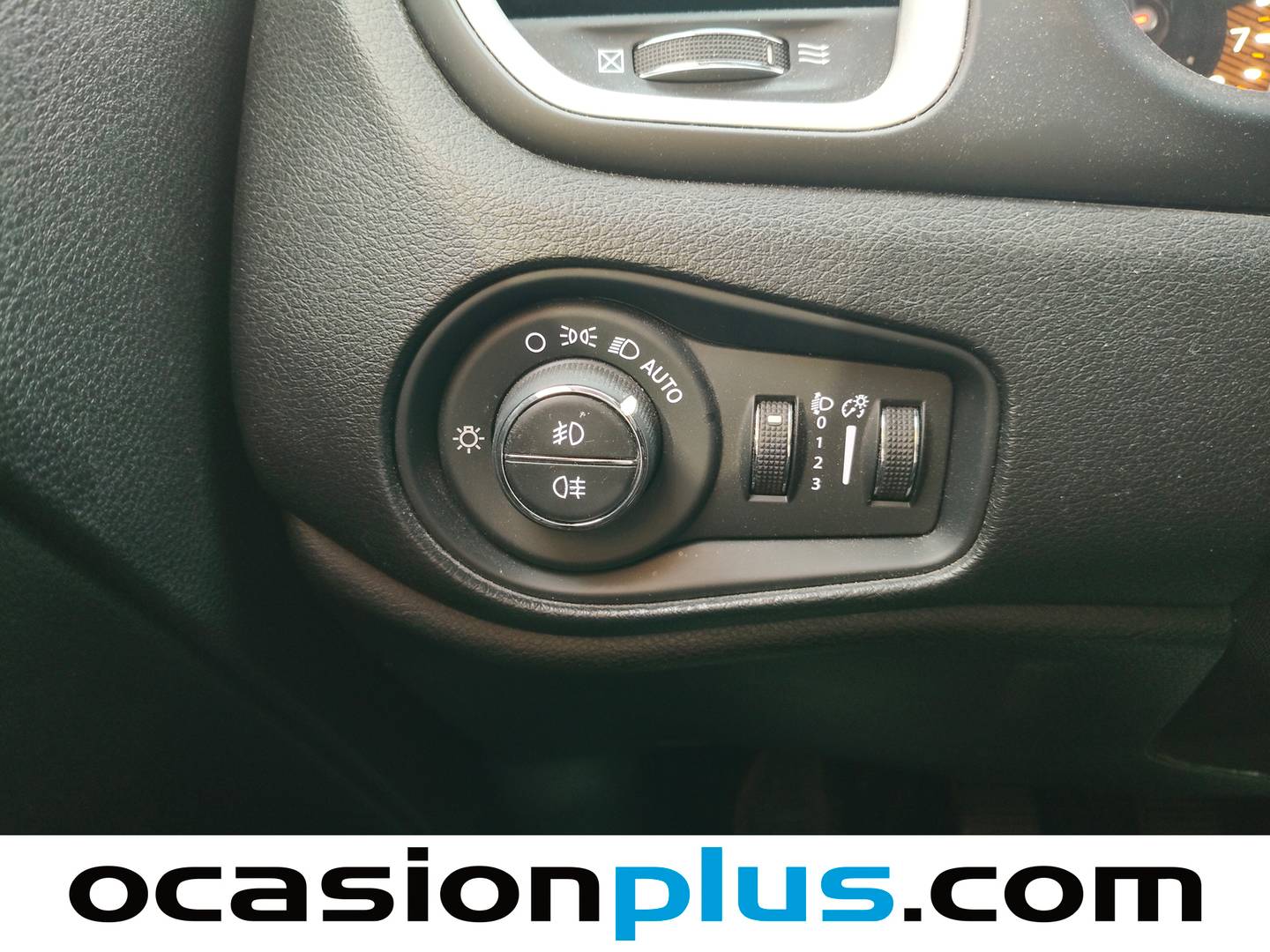 Foto Jeep Renegade Jeep Renegade 1.0 Longitude MT6 4x2 (120 CV)