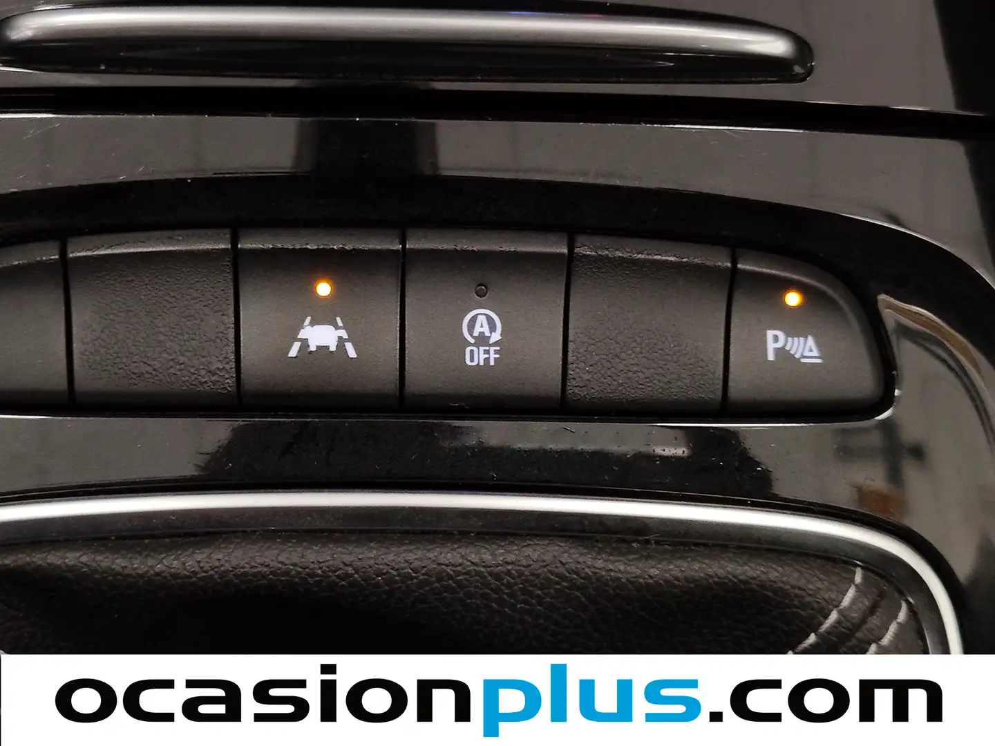 Foto Opel Insignia Opel Insignia Sports Tourer 1.6 CDTI S&S ecoTEC Selective (136 CV)