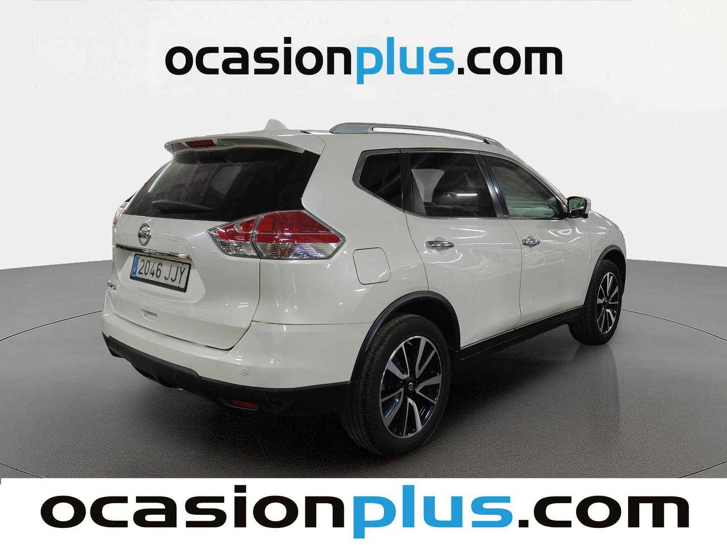 Foto delantera Nissan X-TRAIL Nissan X-Trail DIG-T 163 Tekna (163 CV) 7 Plazas derecha