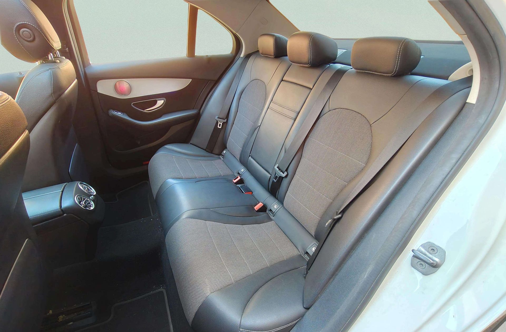Mercedes-Benz Clase C 300 Pack AMG - foto 15