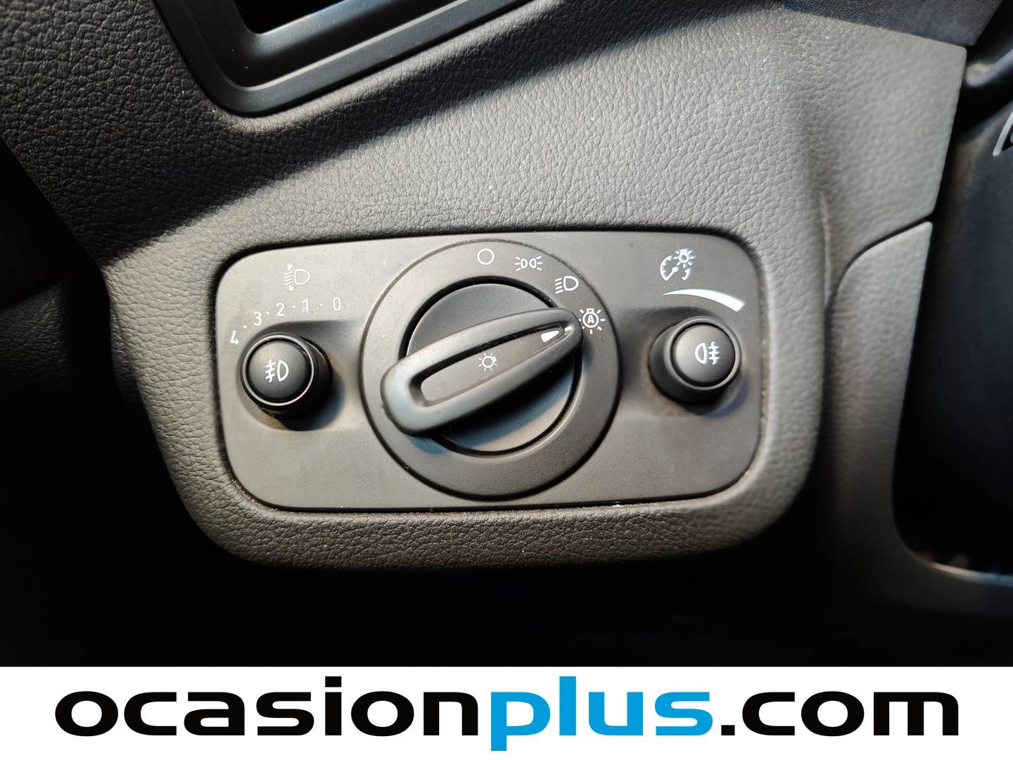 Accesorios del Ford C-Max Ford C-Max 1.5 TDCI Business (120 CV)