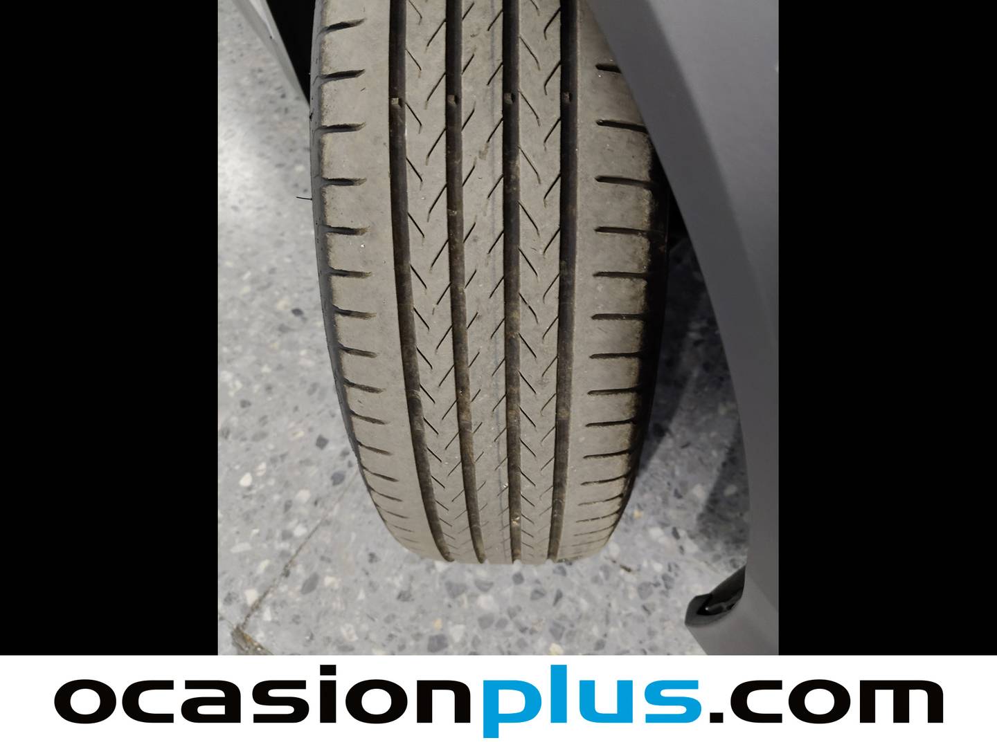 Foto Peugeot 2008 Peugeot 2008 Allure Hybrid eDCS6 (136 CV)