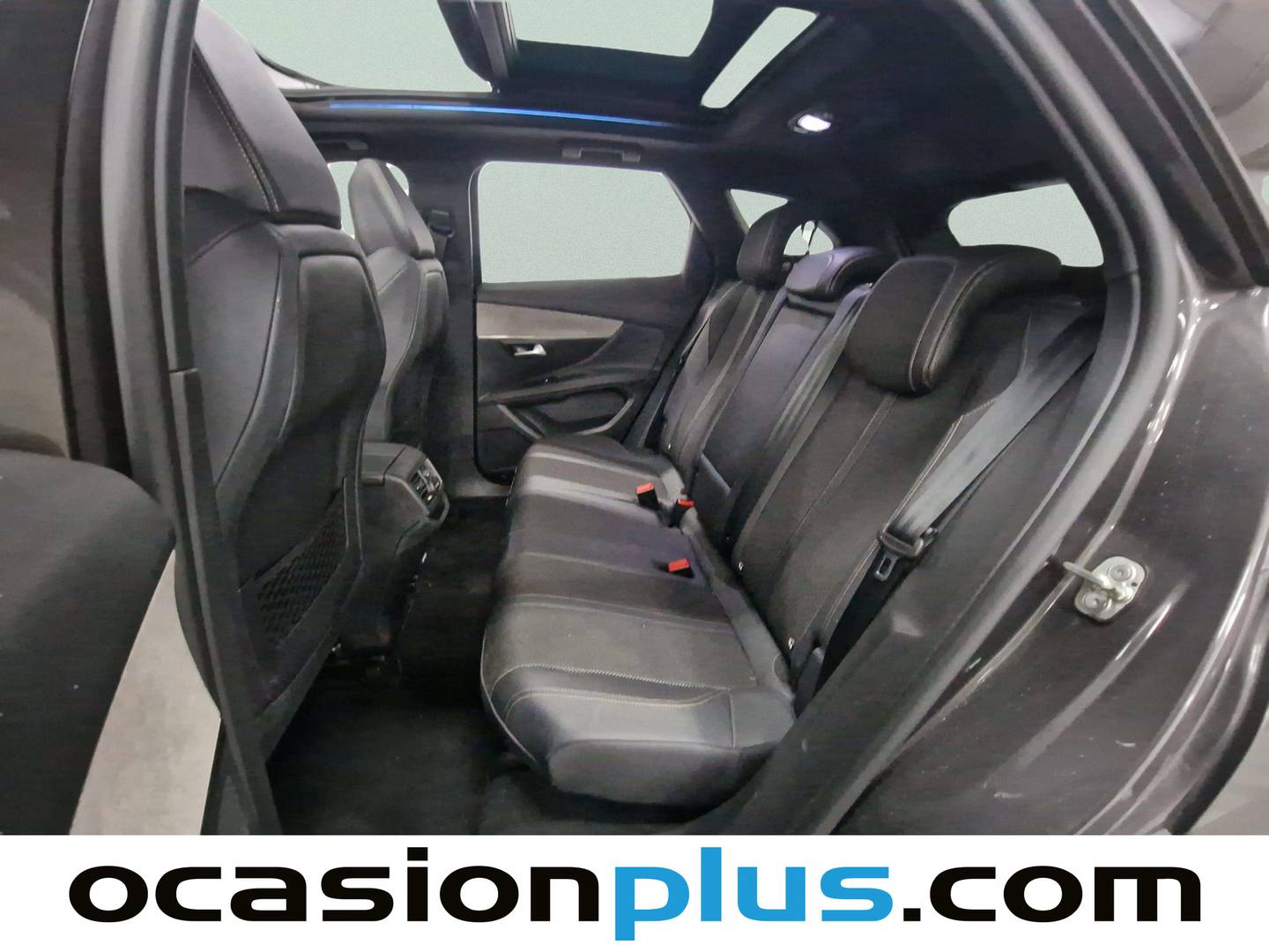 Foto Peugeot 3008 Peugeot 3008 PureTech 130 S&S GT EAT8 (130 CV)