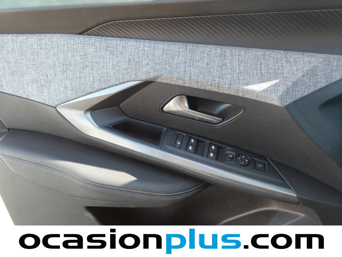 Peugeot 3008 Peugeot 3008 Hybrid 145 Allure eDCS6 (145 CV) al mejor precio