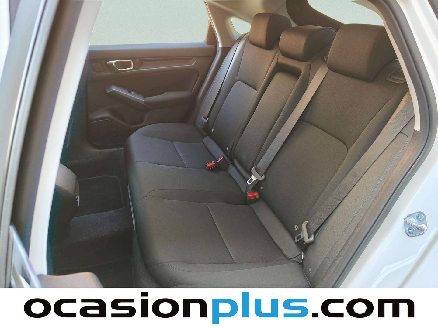 Foto asientos traseros Honda Civic Honda Civic 2.0 i-MMD Elegance CVT (184 CV)