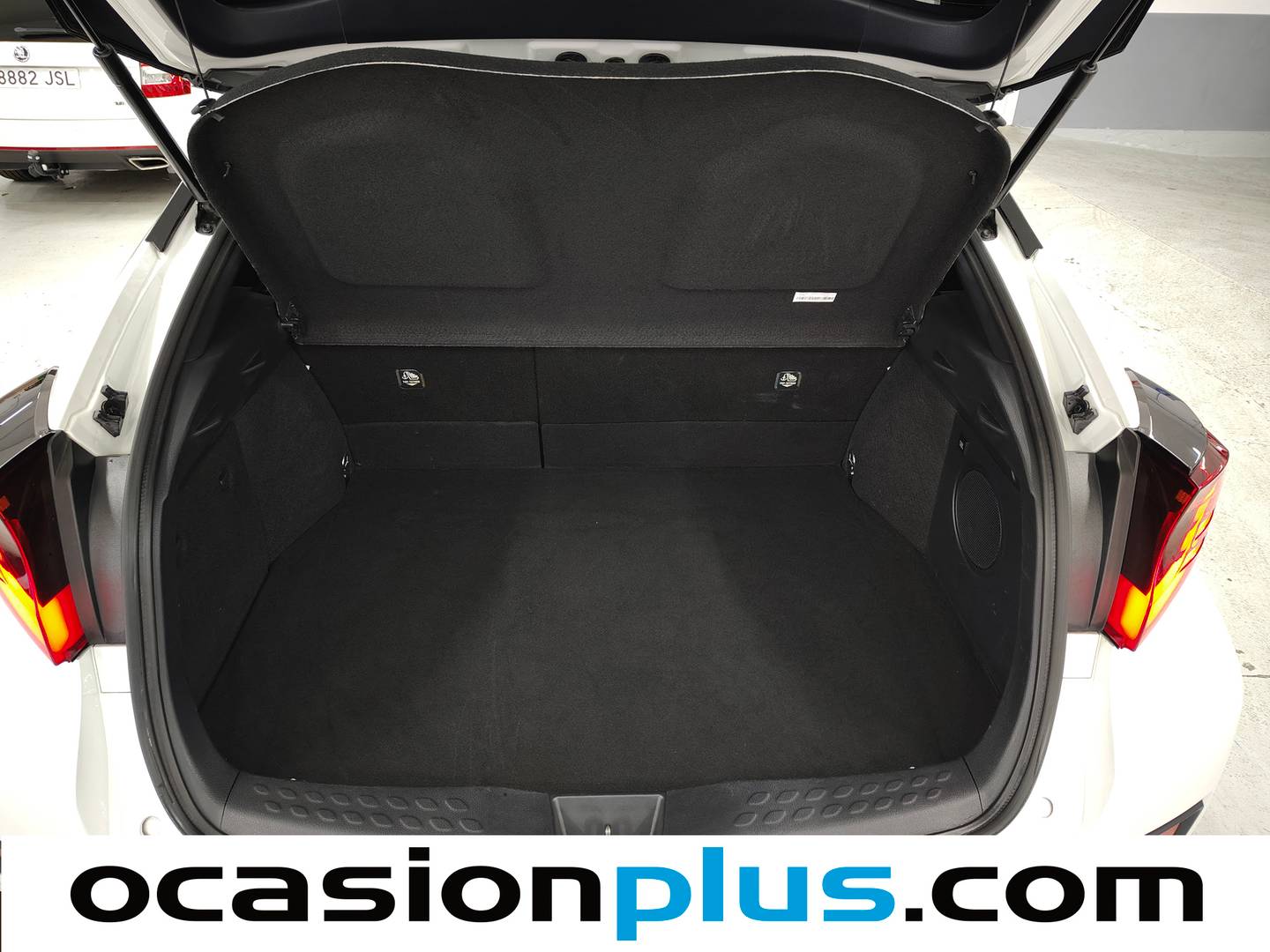 Fotos maletero Toyota C-HR Toyota C-HR 2.0 180H Dynamic (184 CV)