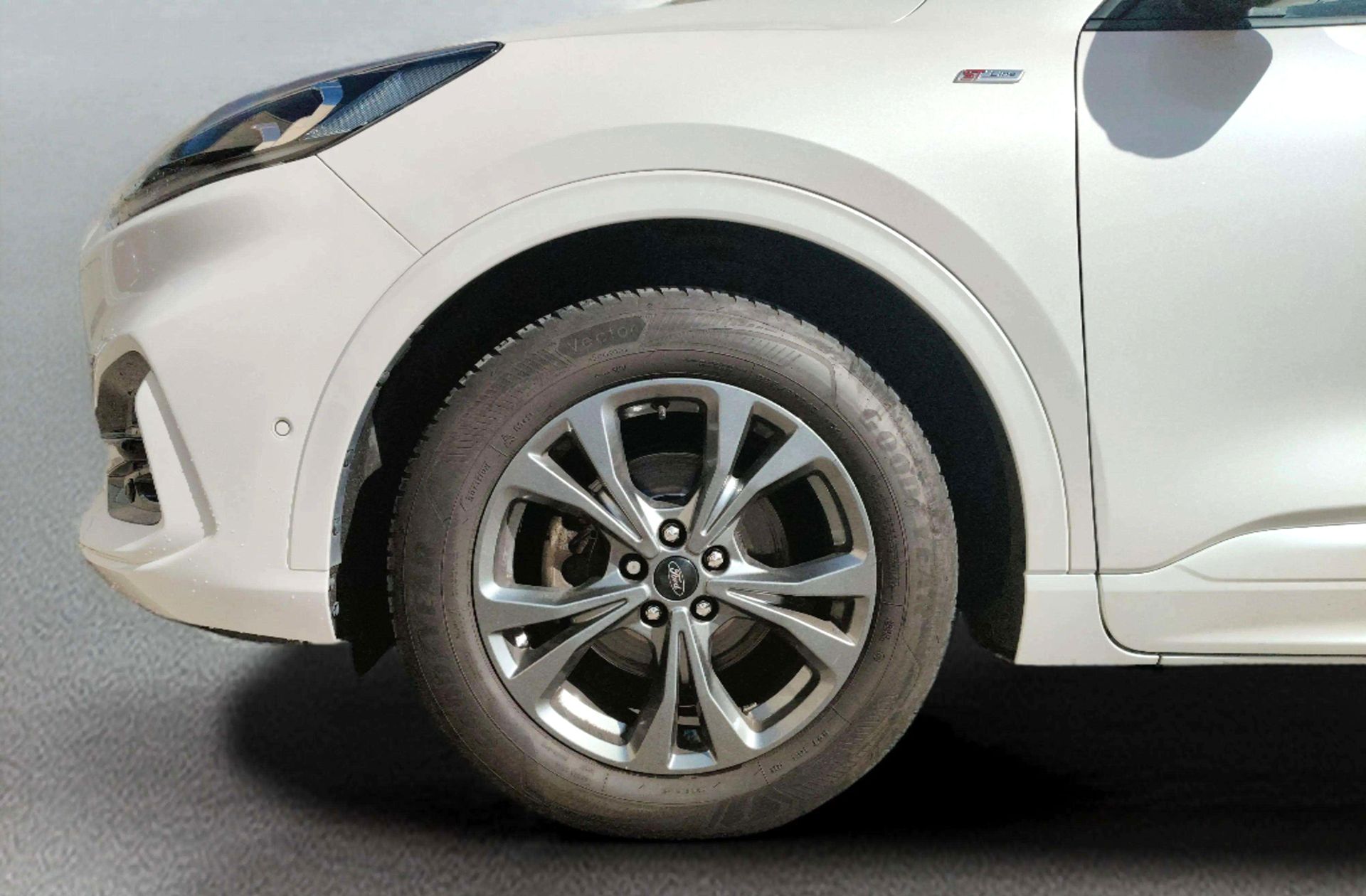 Ford Kuga 2.0 EcoBlue ST-Line X 4x4 - foto 43