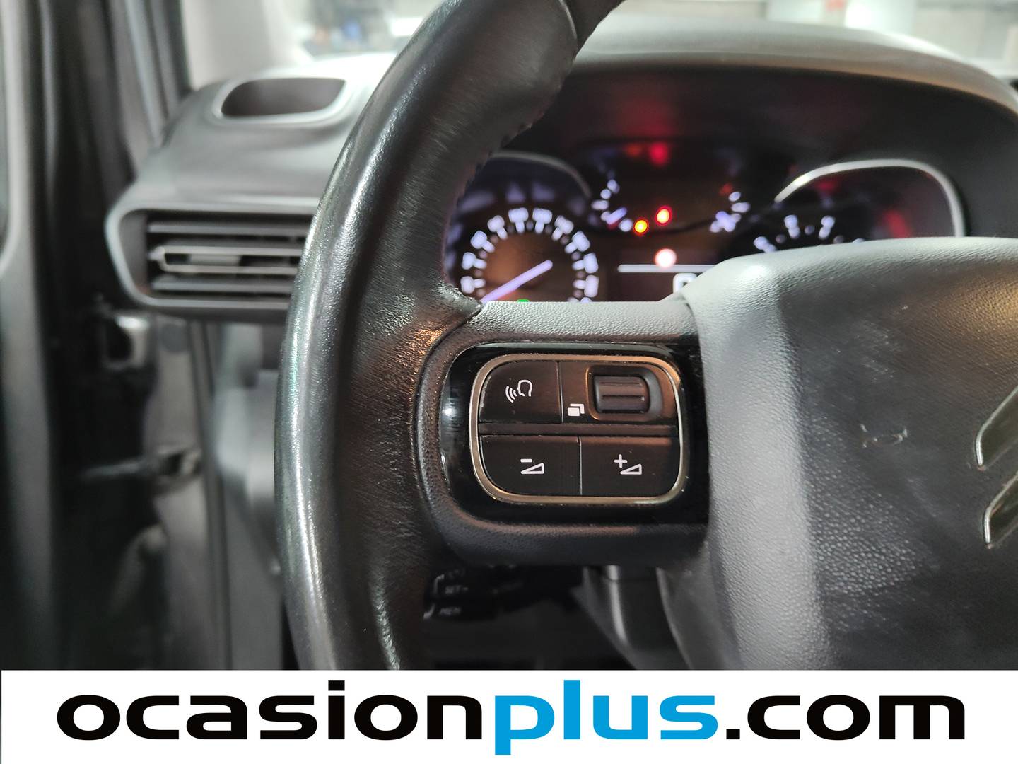Citroën Berlingo Citroën Berlingo BlueHDi 100 S&S Talla M Shine (102 CV) de segunda mano