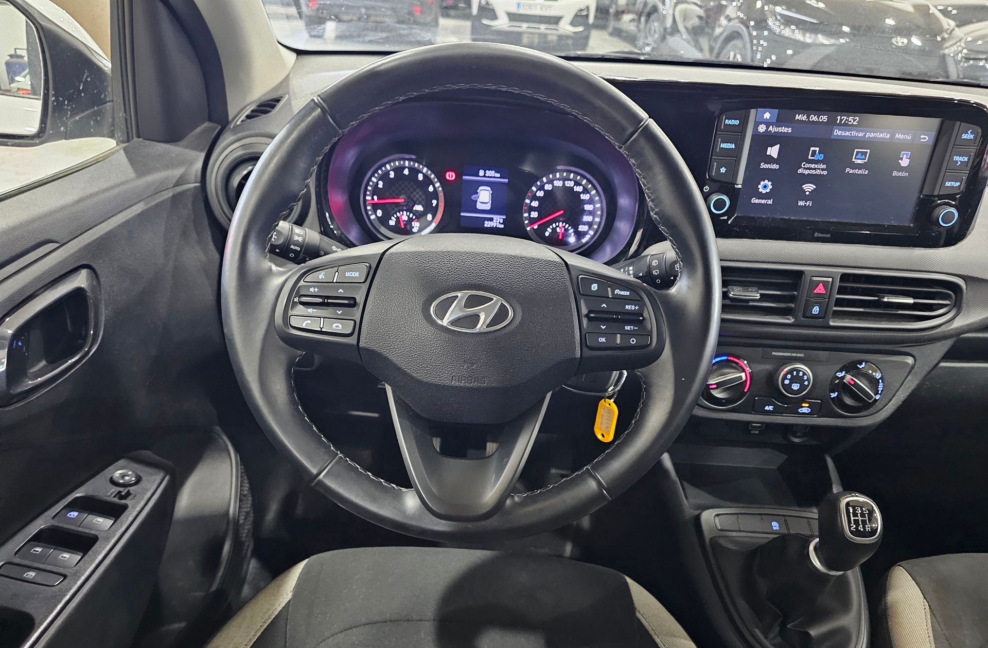 Hyundai i10 1.0 Klass - foto 21