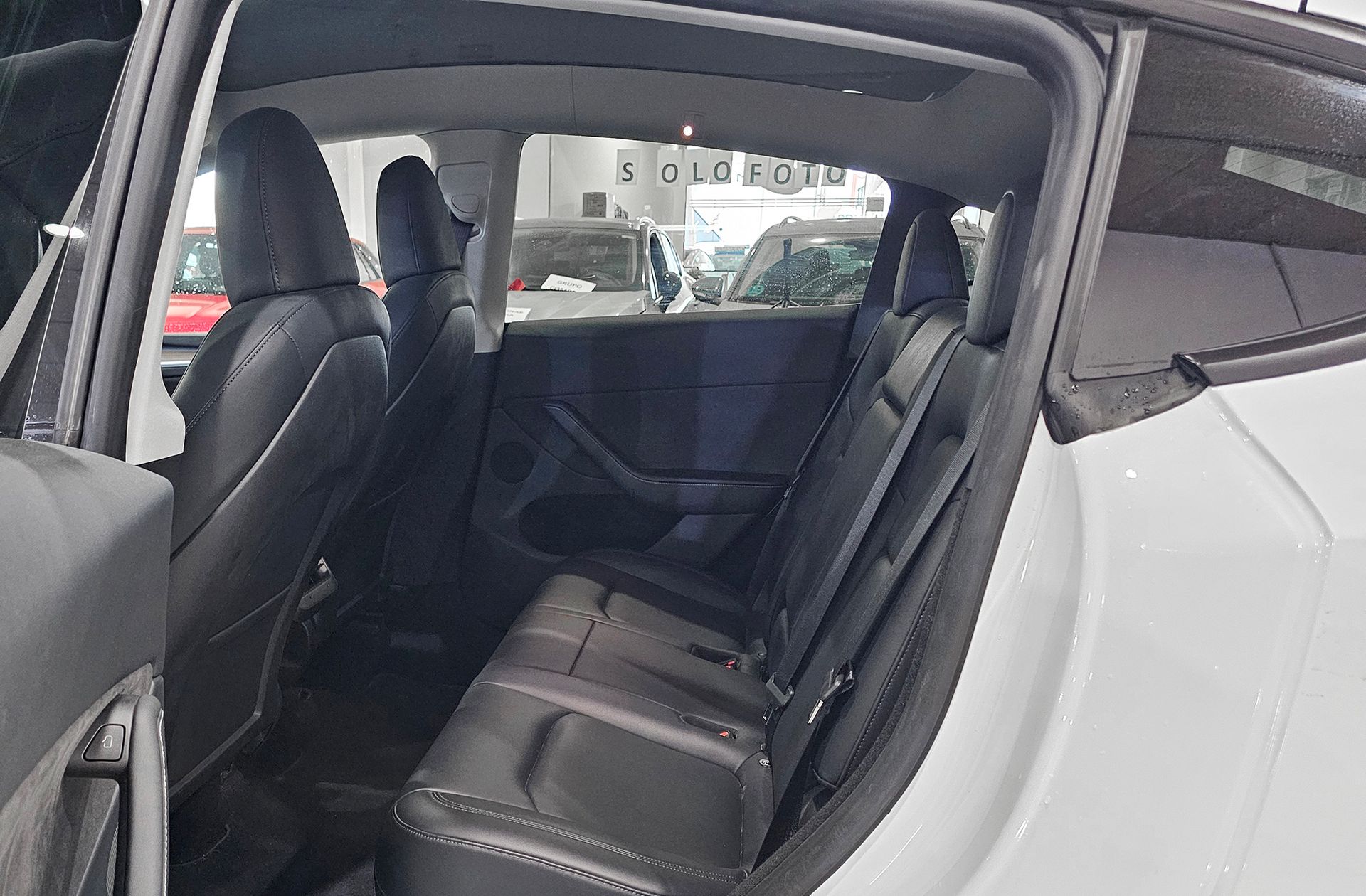 Tesla Model Y Tracción Trasera RWD - foto 16