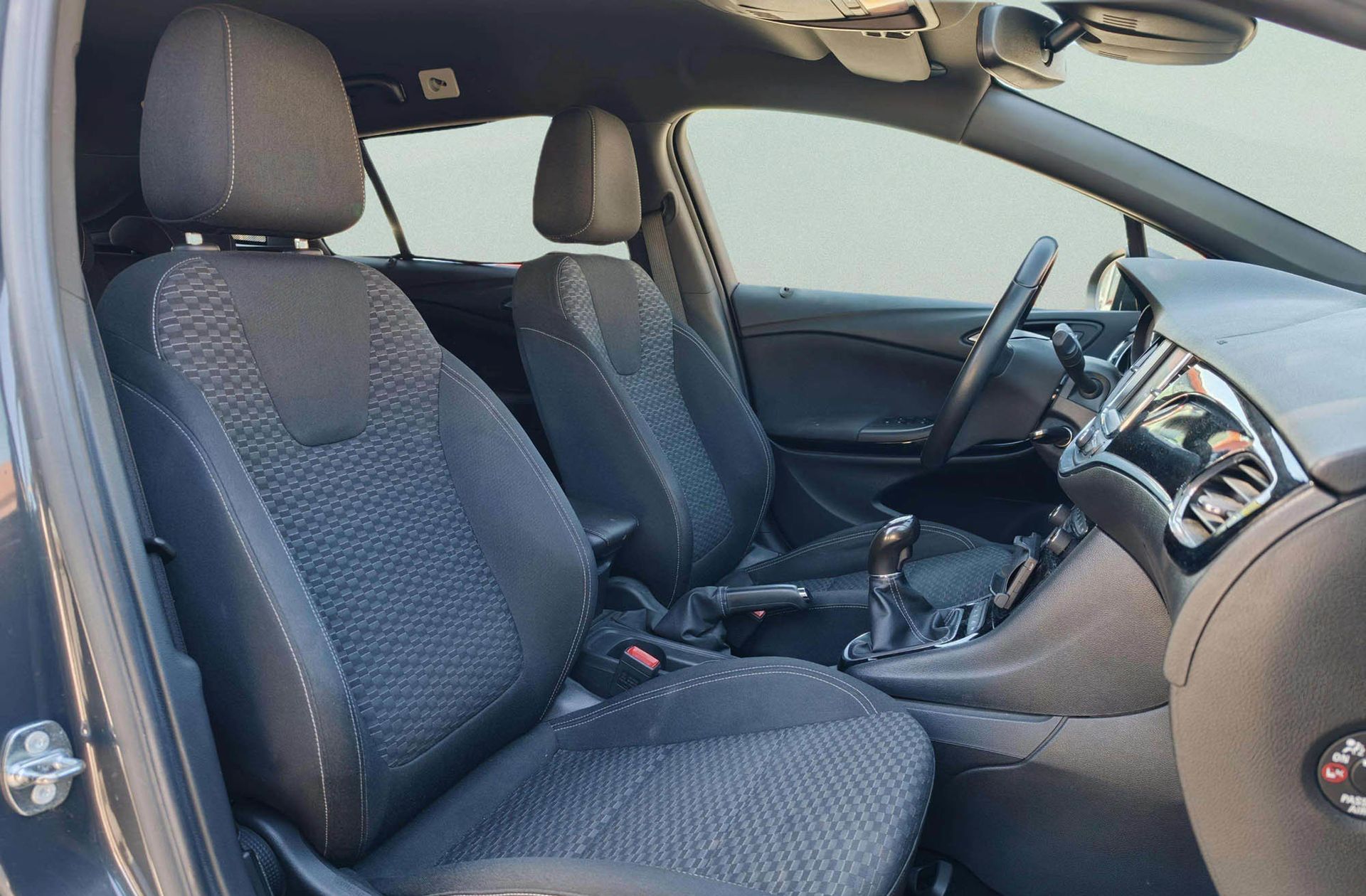 Opel Astra Sports Tourer 1.6 CDTI Dynamic - foto 19