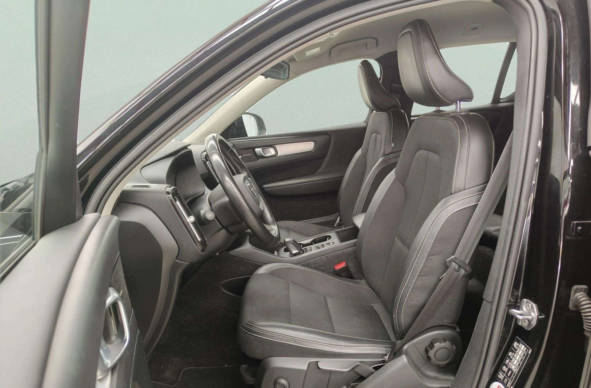 Volvo XC40 D3 Momentum - foto 10