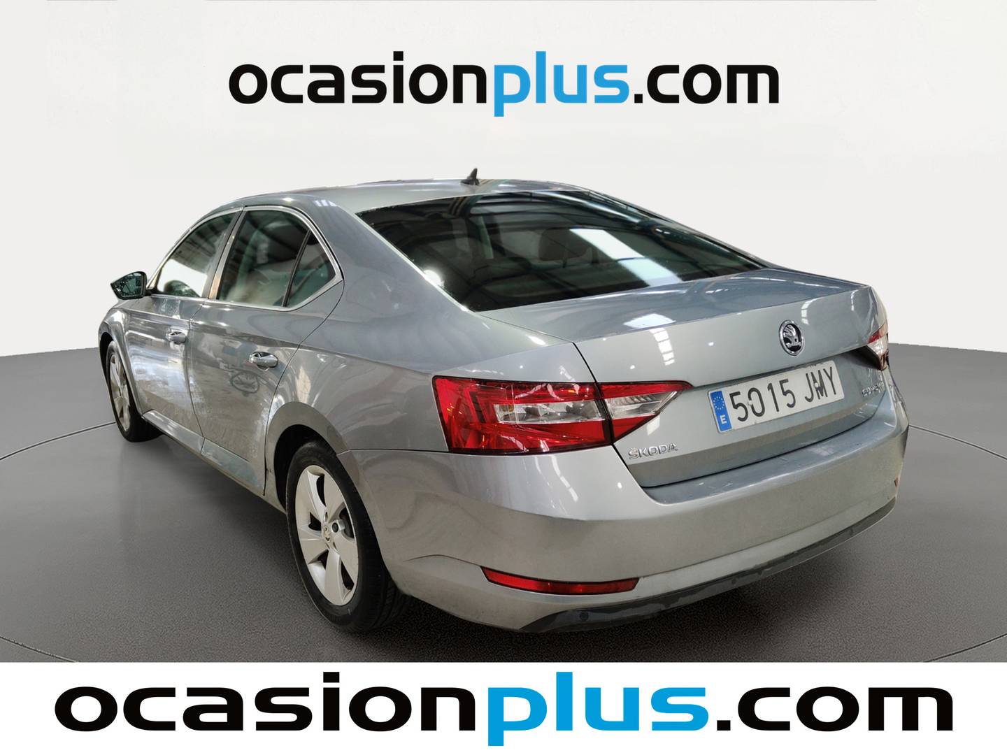 Foto trasera Skoda Superb Skoda Superb 1.6 TDI CR Ambition 88 kW (120 CV) izquierda