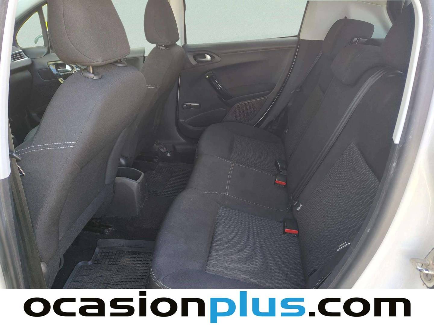 Foto asientos traseros Peugeot 208 Peugeot 208 1.6 BlueHDi Style (100 CV)