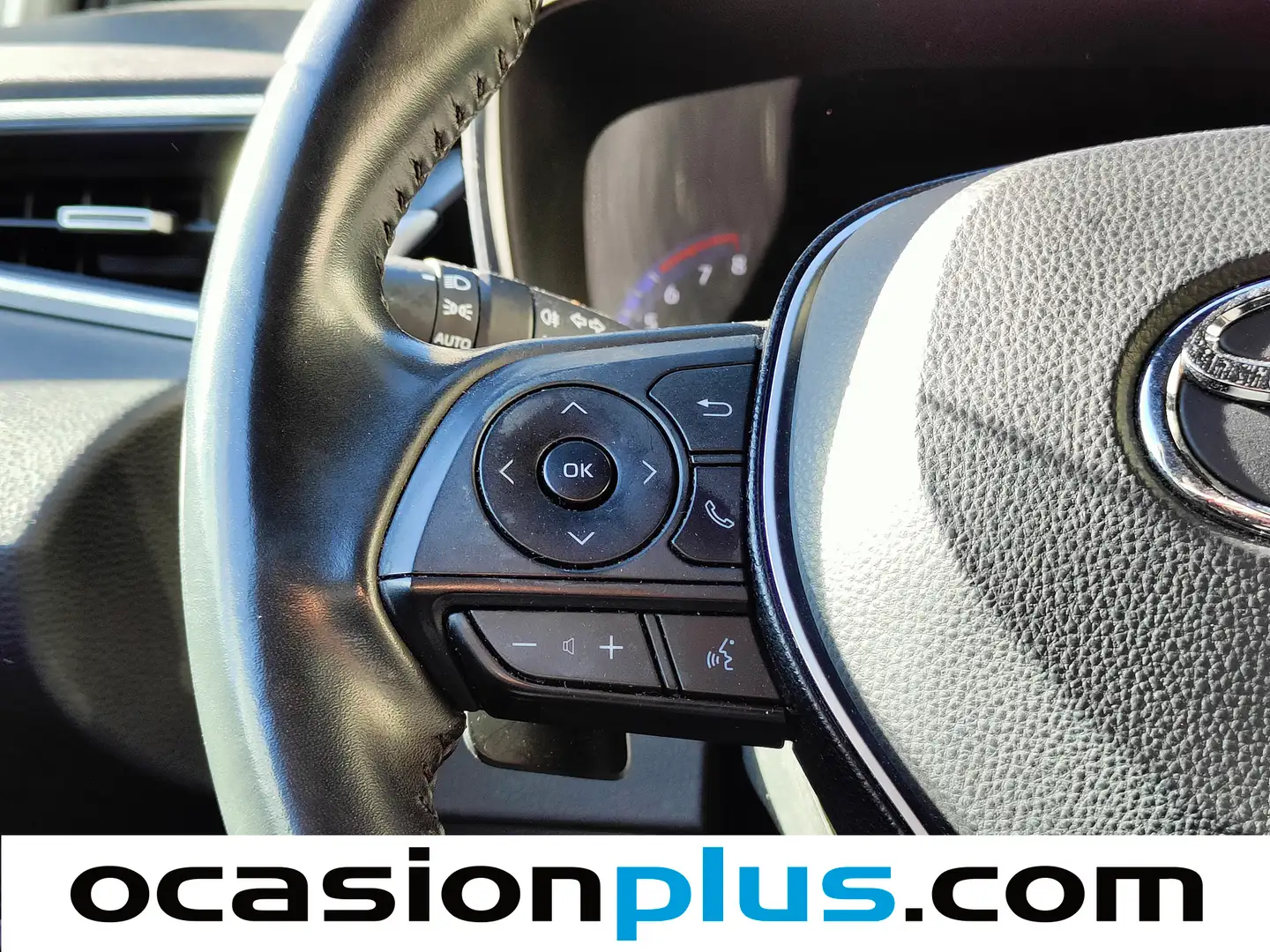 Foto Toyota Corolla Toyota Corolla 180H FEEL! E-CVT (180 CV)