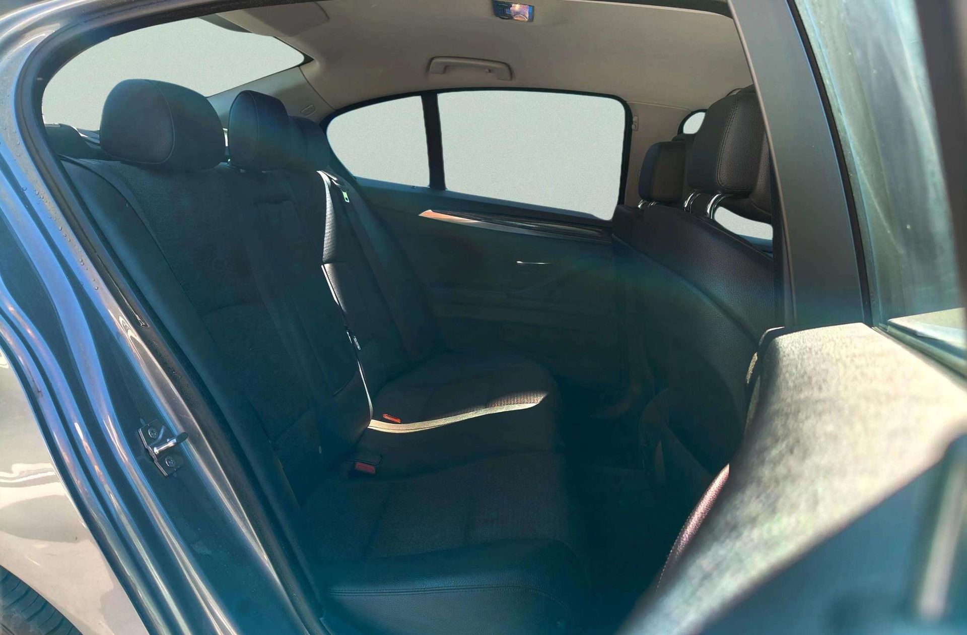BMW Serie 5 520d - foto 16