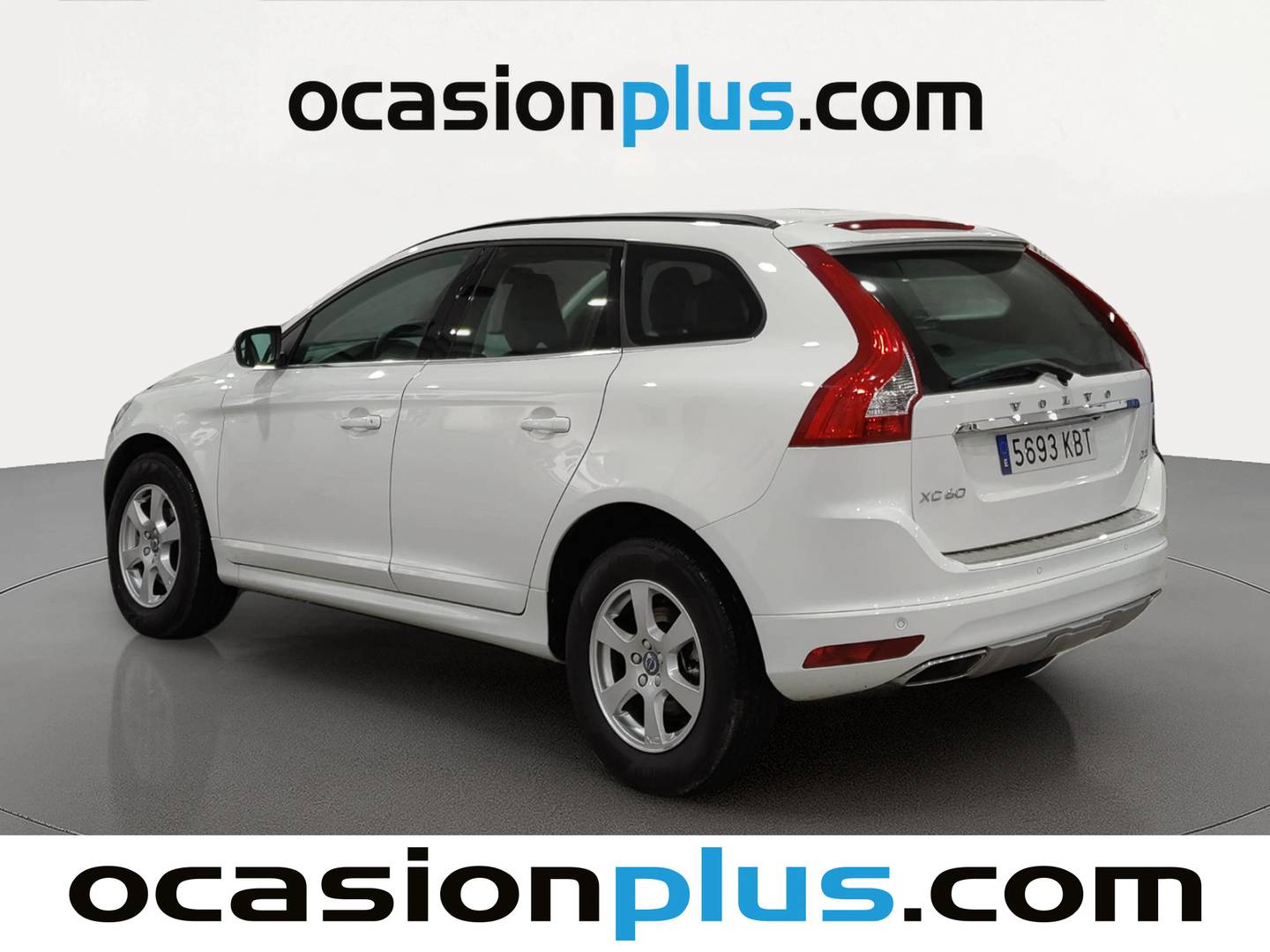 Foto trasera Volvo XC60 Volvo XC60 D4 Momentum (190 CV) izquierda