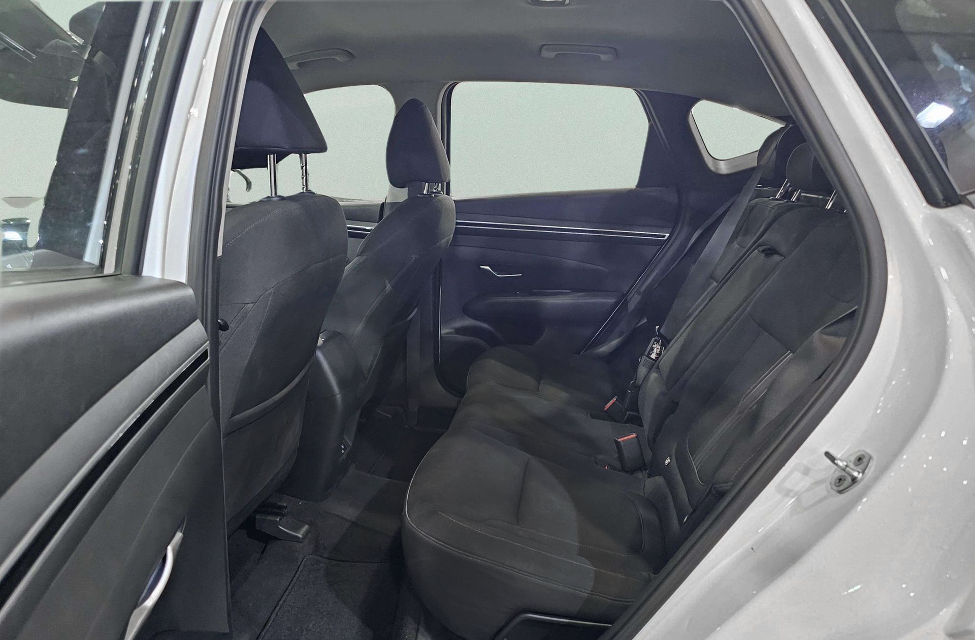 Hyundai Tucson 1.6 CRDi Maxx - foto 11